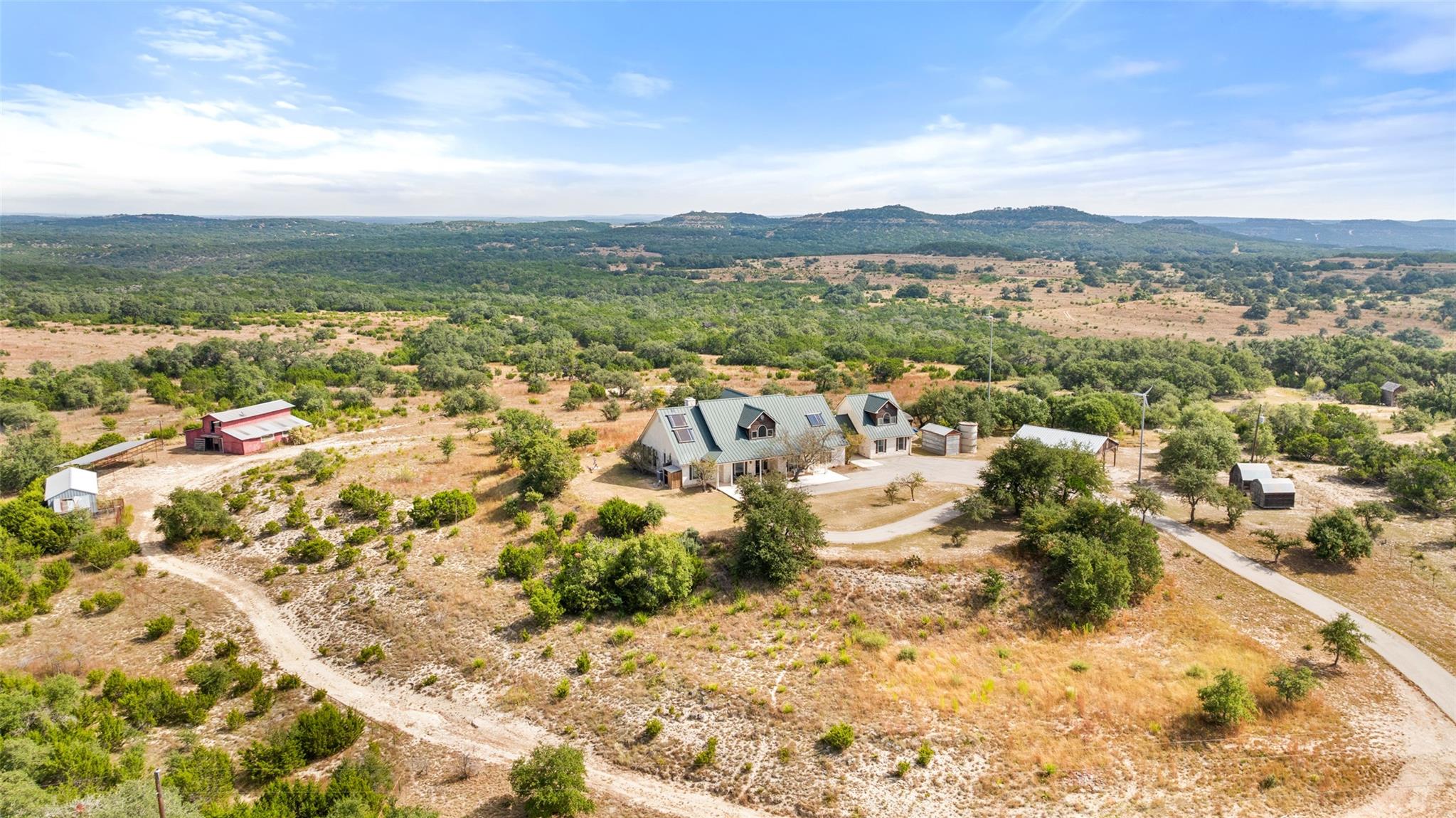 Image 2 of 39 For 3108 Rolling Hills Rd