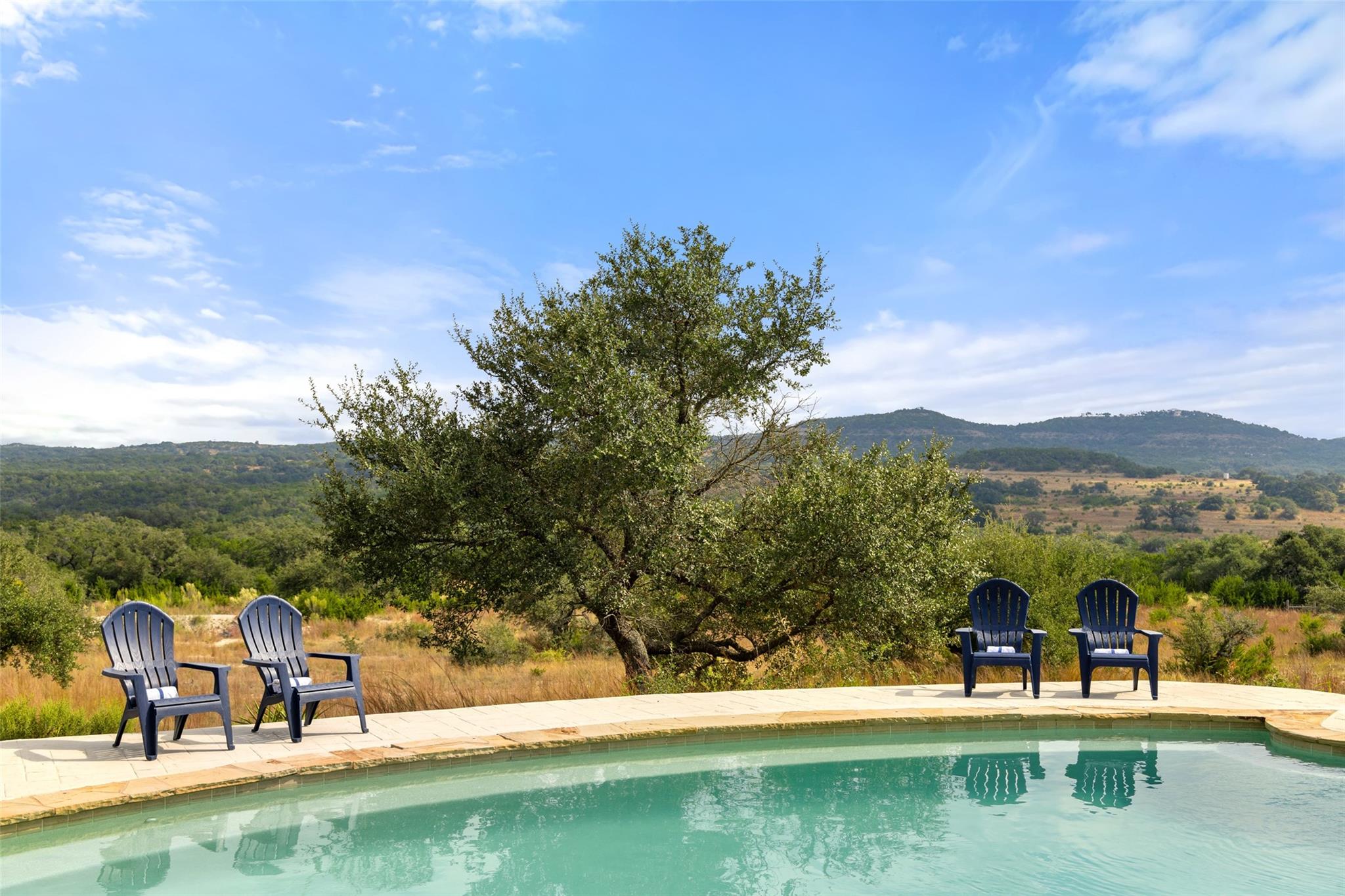 Image 34 of 39 For 3108 Rolling Hills Rd