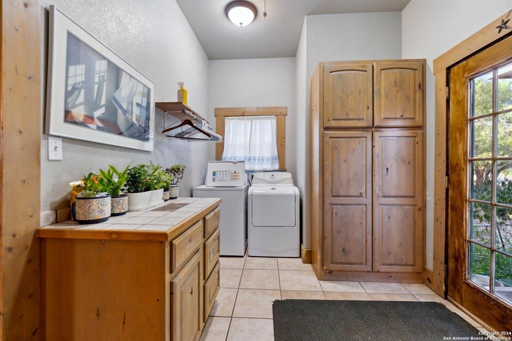 Image 17 of 35 For 6170 County Road 332