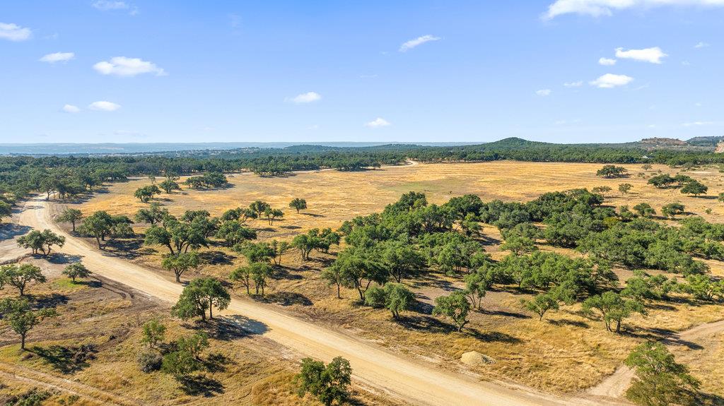 Image 13 of 34 For 2482 Ranch Road 2721