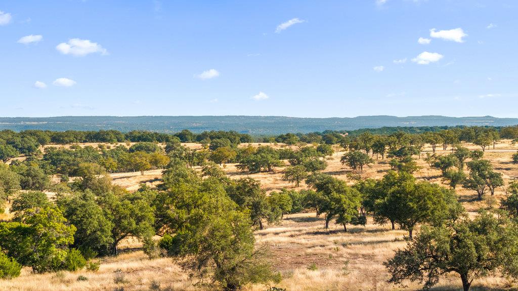 Image 8 of 34 For 2482 Ranch Road 2721