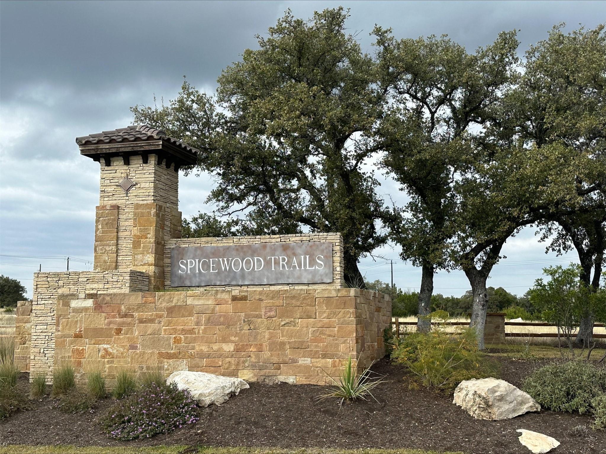 Details for 409 Spicewood Trails Dr, Spicewood, TX 78669