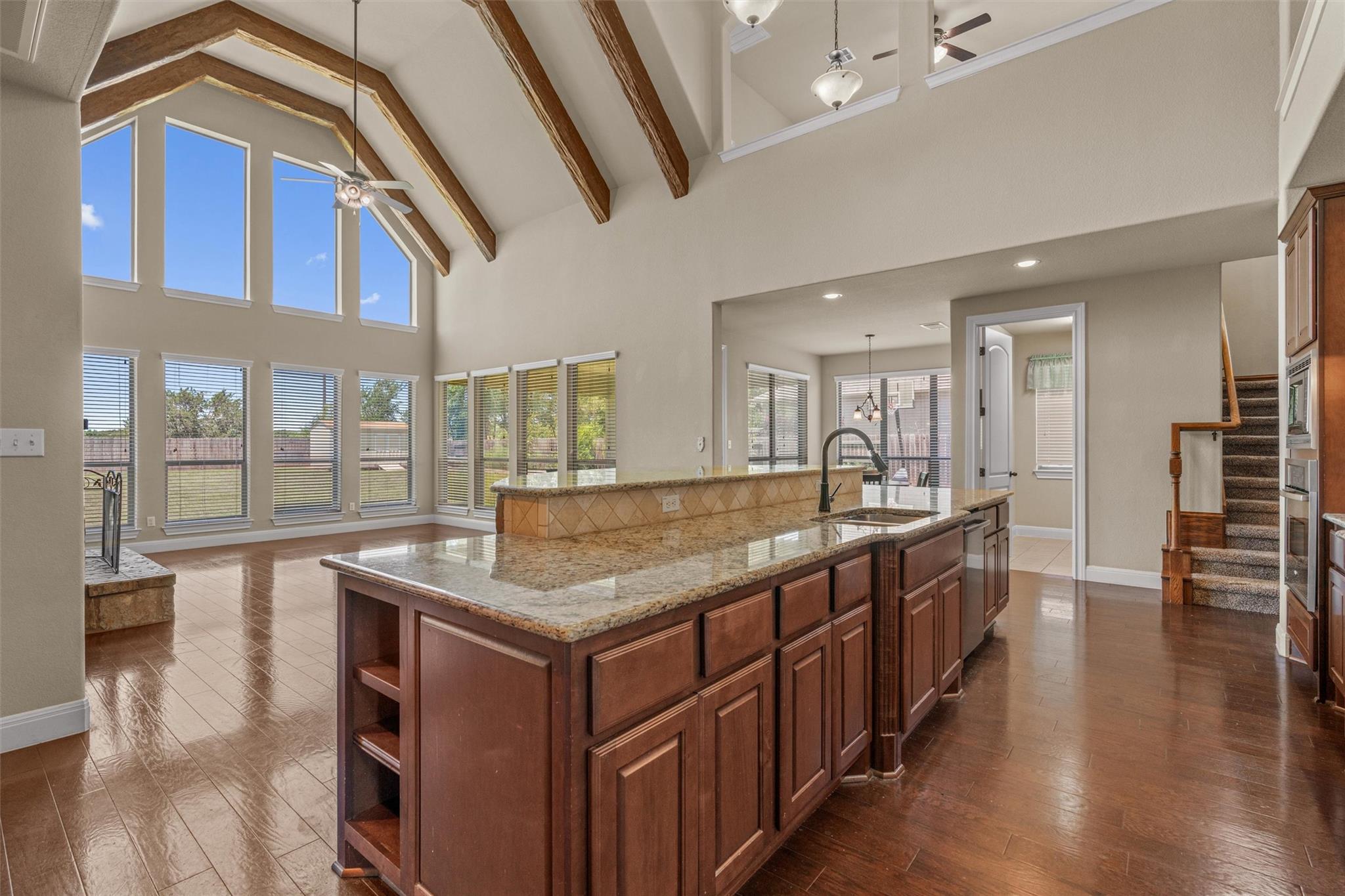 Image 6 of 40 For 2817 Bear Springs Trl