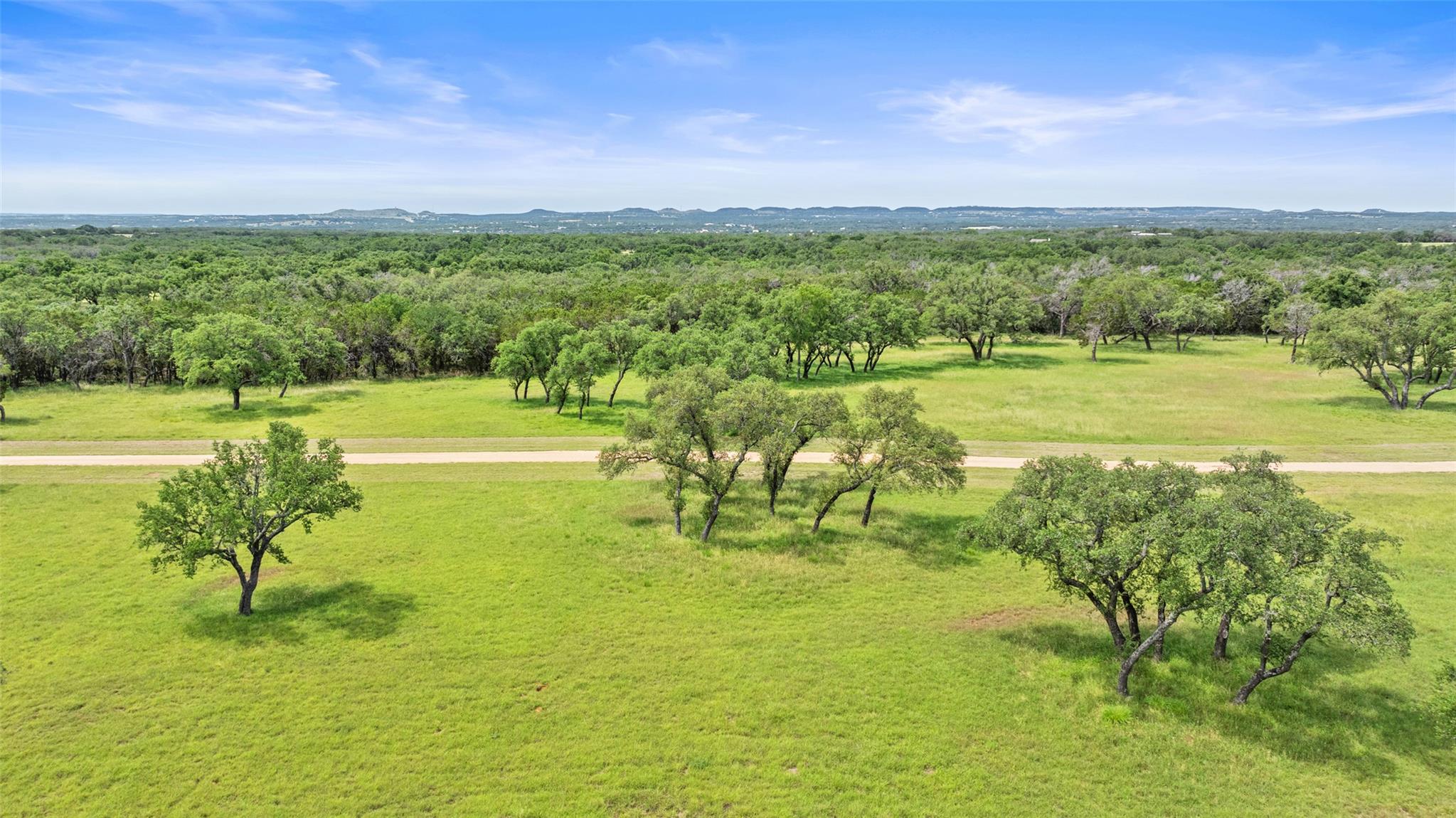 Image 10 of 36 For 1241 Sandy Oaks Ranch Rd