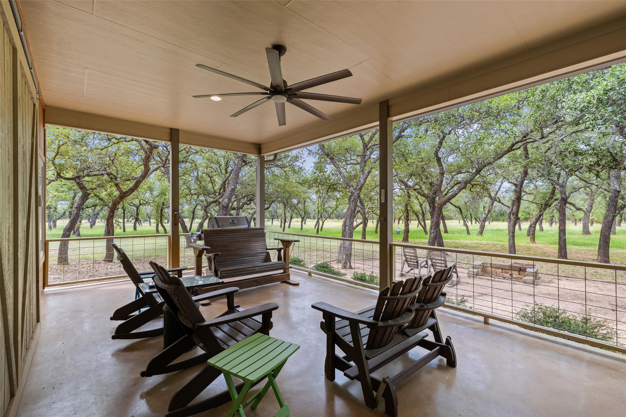 Image 22 of 36 For 1241 Sandy Oaks Ranch Rd
