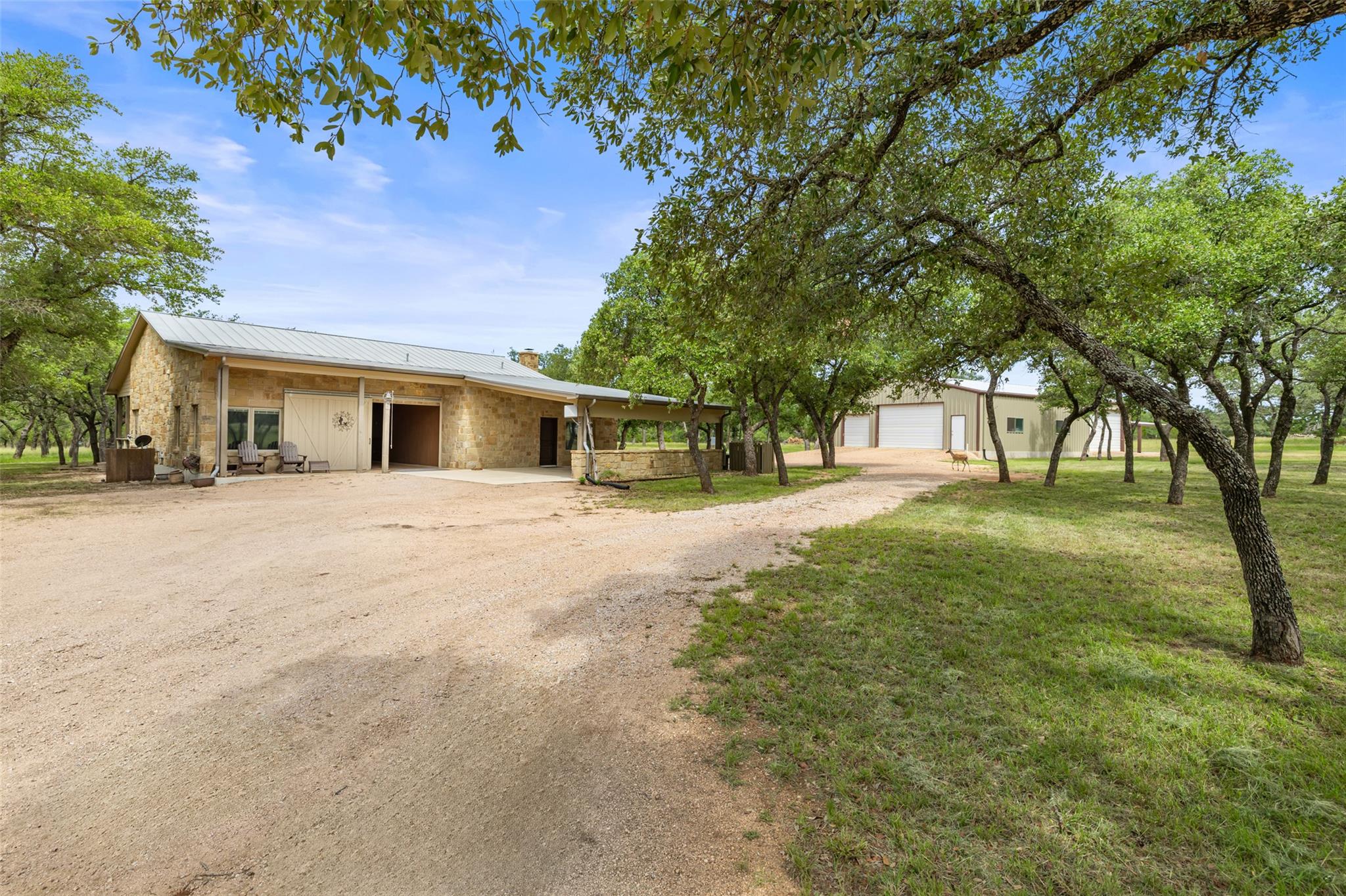 Image 3 of 36 For 1241 Sandy Oaks Ranch Rd