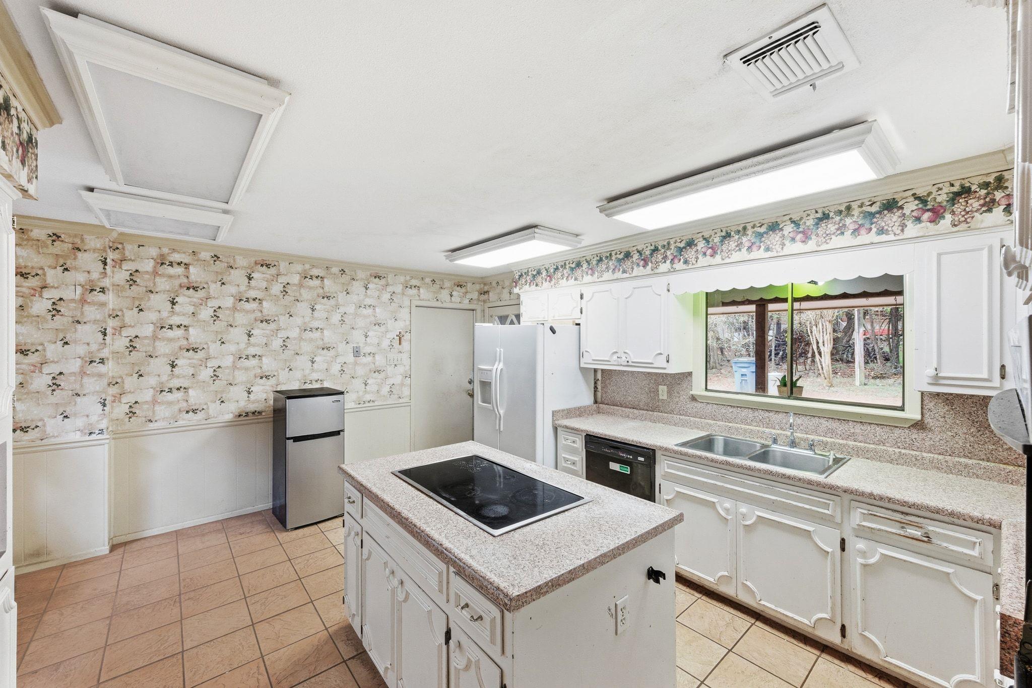 Image 11 of 40 For 771 Mary Preiss Dr