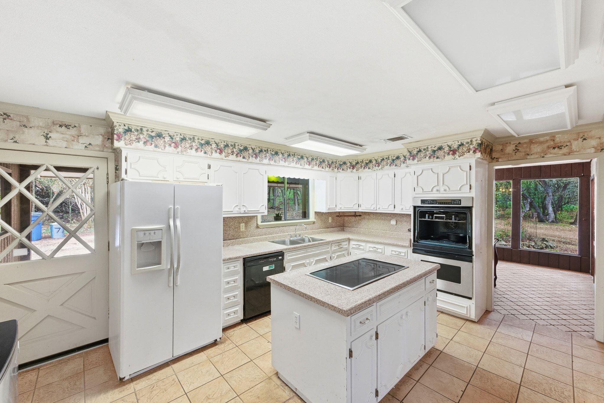 Image 12 of 40 For 771 Mary Preiss Dr