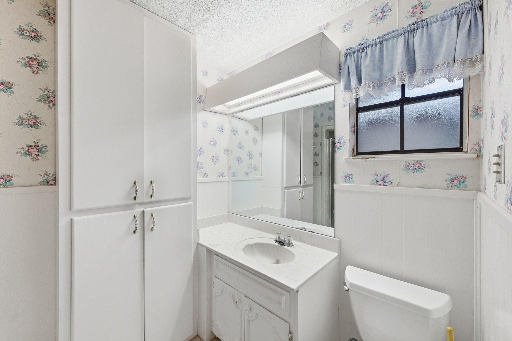 Image 17 of 40 For 771 Mary Preiss Dr