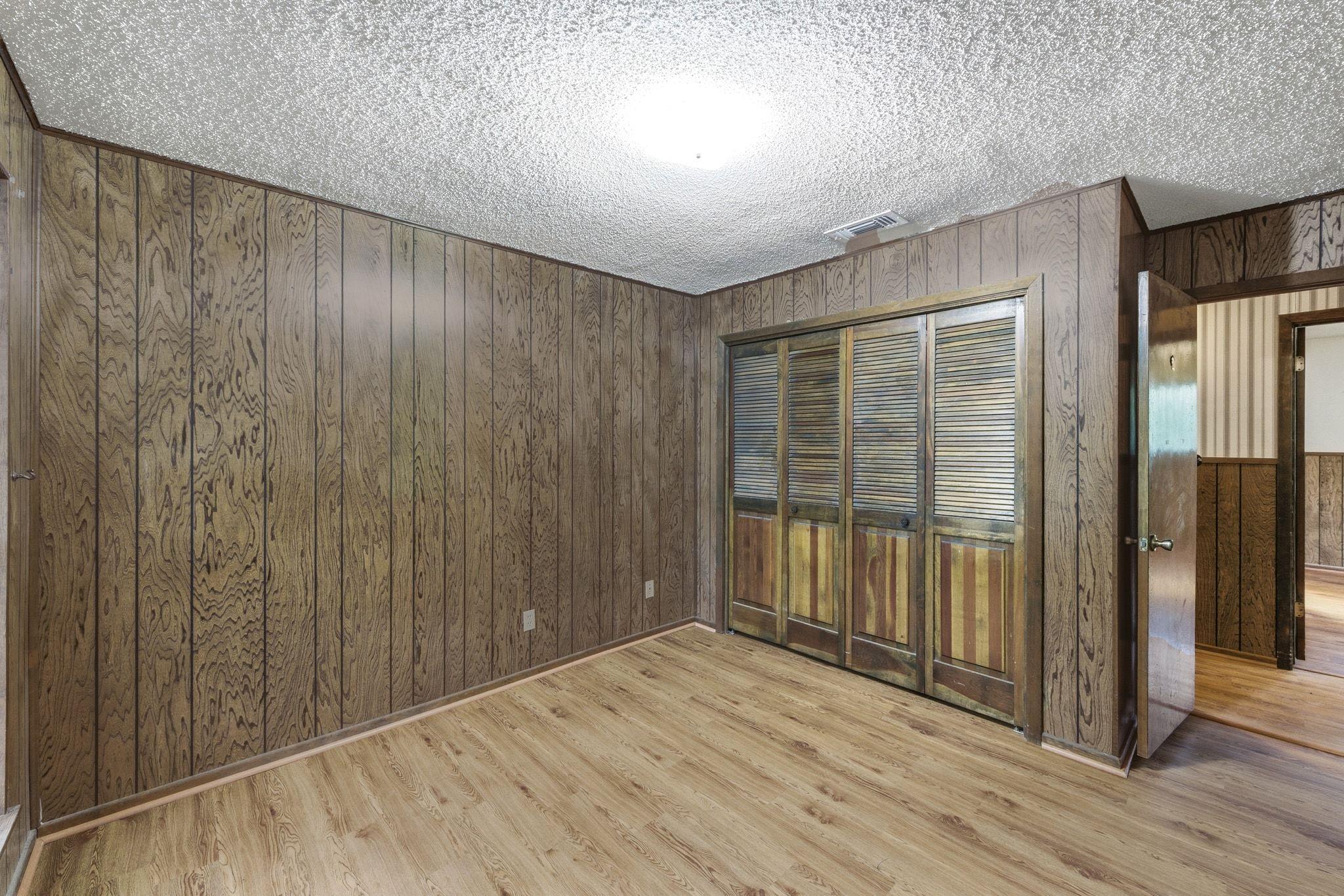 Image 19 of 40 For 771 Mary Preiss Dr