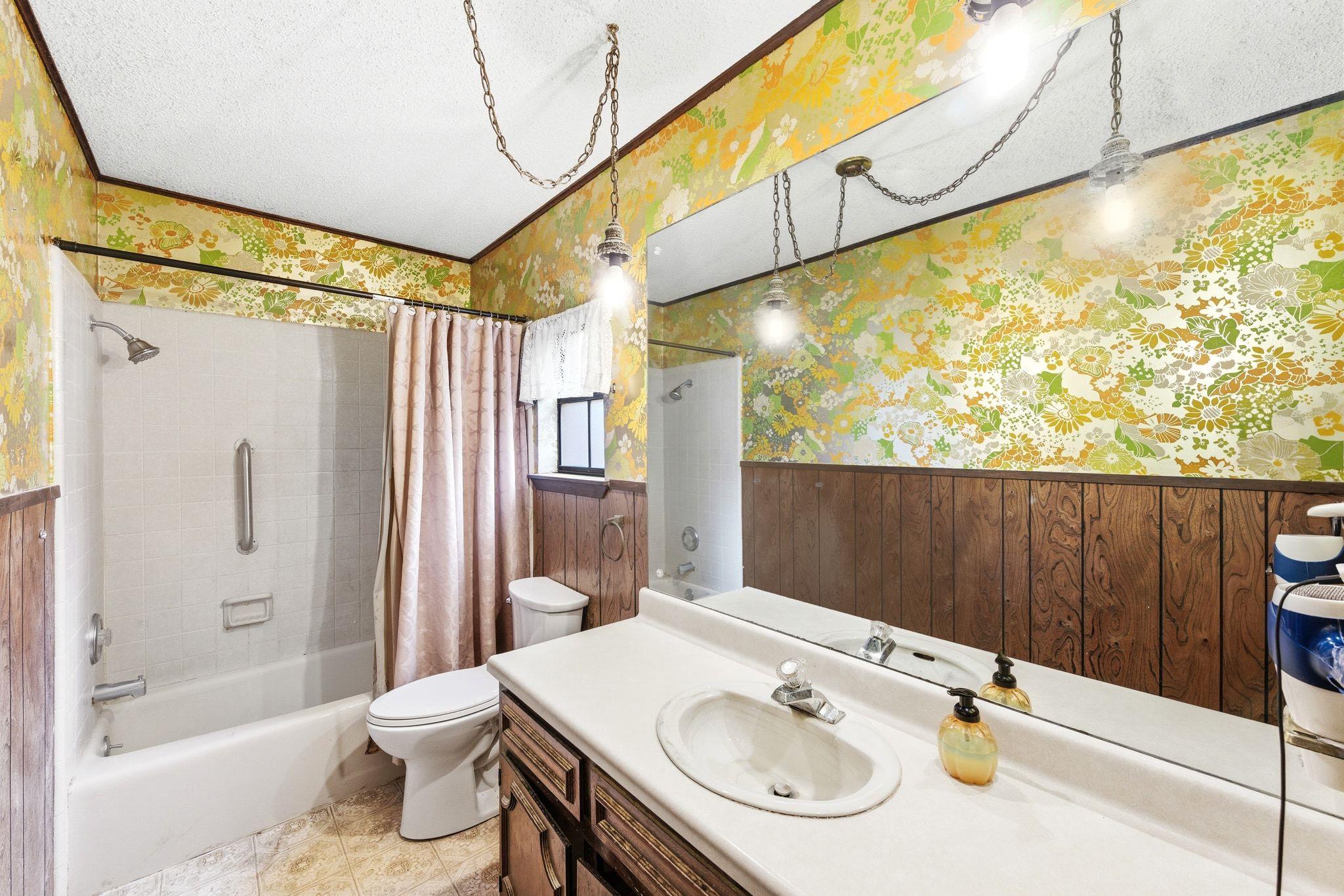 Image 22 of 40 For 771 Mary Preiss Dr