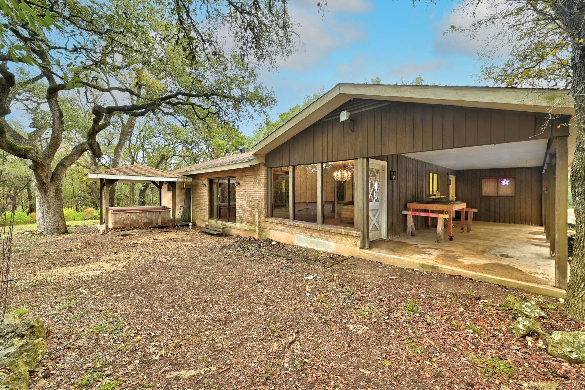 Image 25 of 40 For 771 Mary Preiss Dr