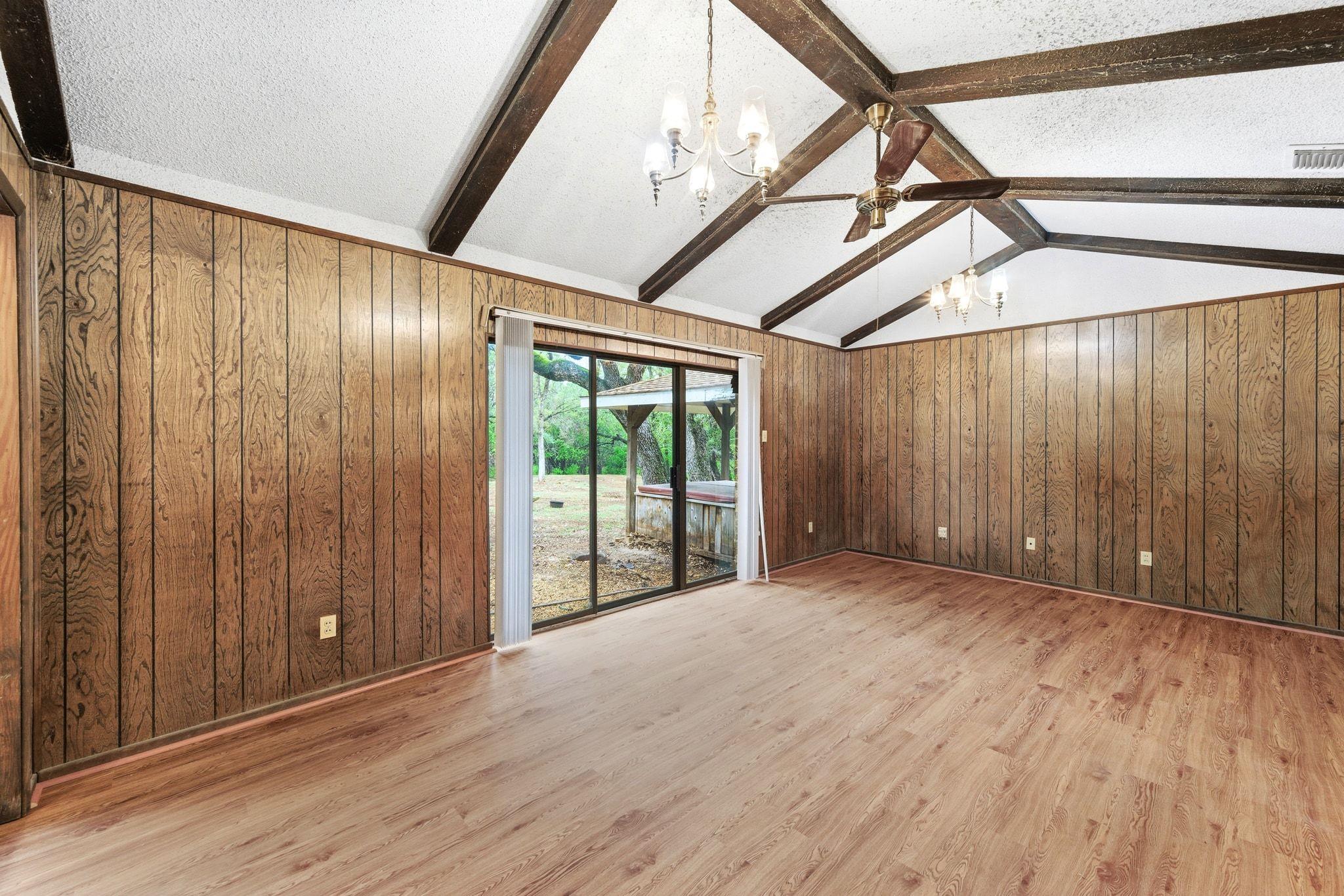 Image 8 of 40 For 771 Mary Preiss Dr