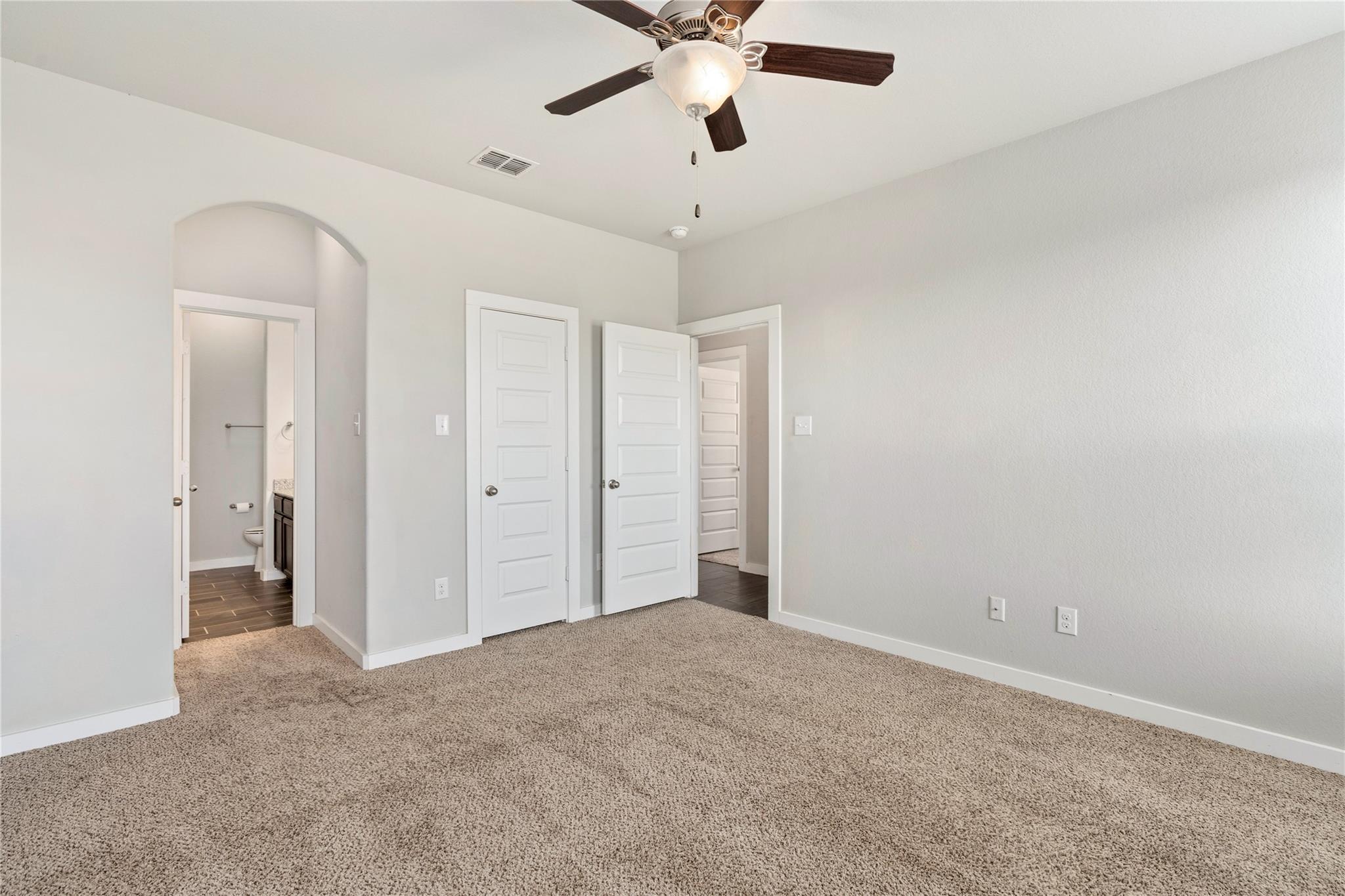 Image 25 of 26 For 334-338 Creekside Curve Curv