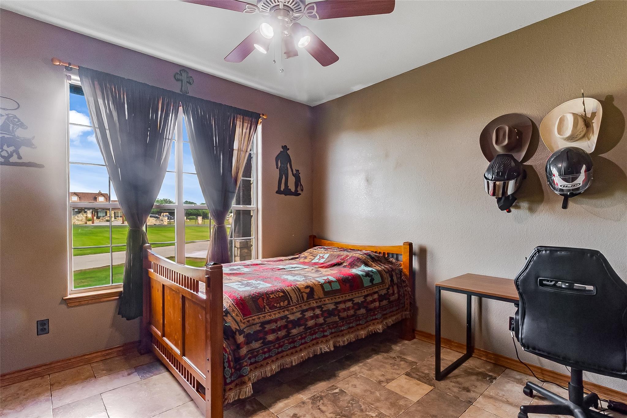 Image 12 of 25 For 106 Deep Lake Dr