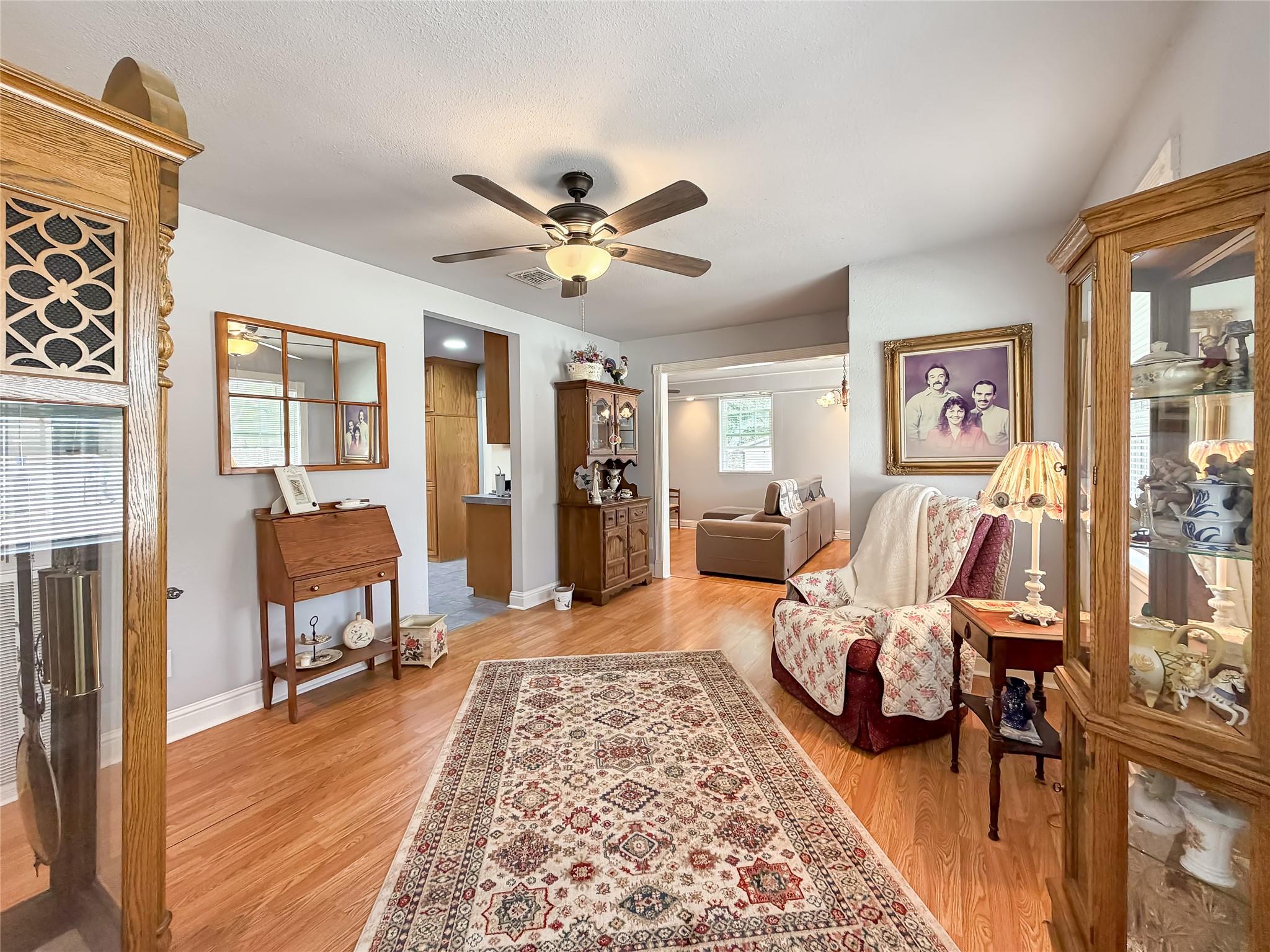 Image 13 of 40 For 301 Canyon Edge