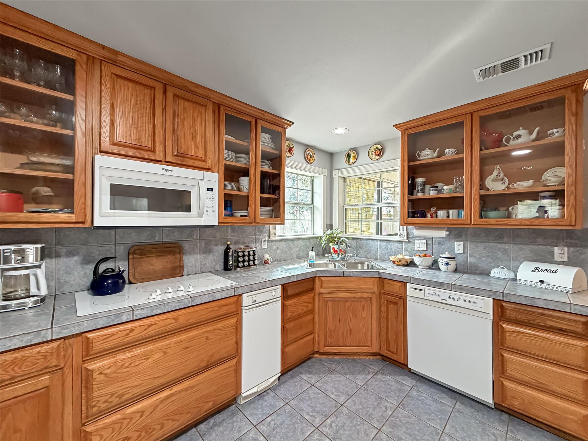 Image 20 of 40 For 301 Canyon Edge