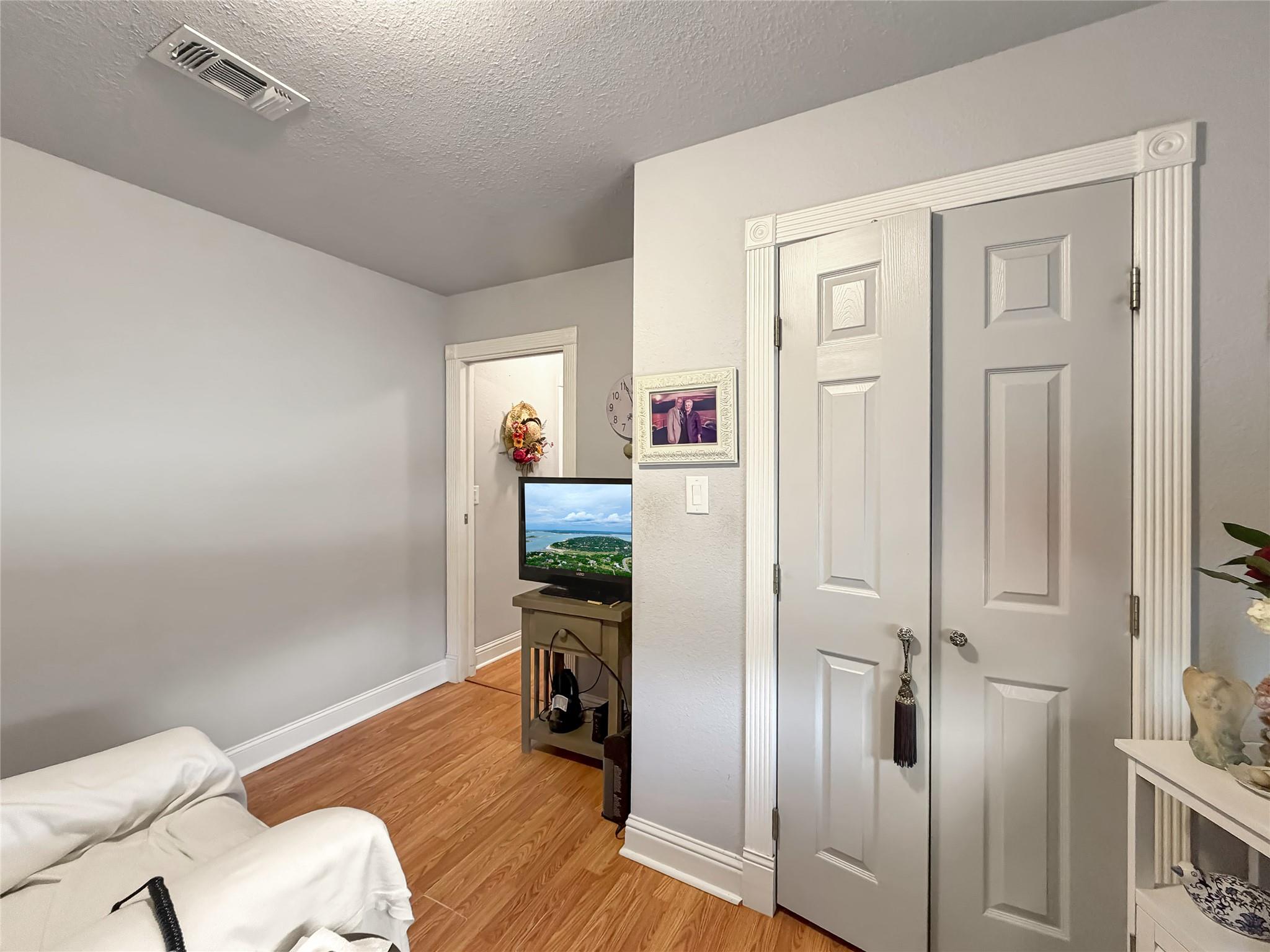 Image 28 of 40 For 301 Canyon Edge