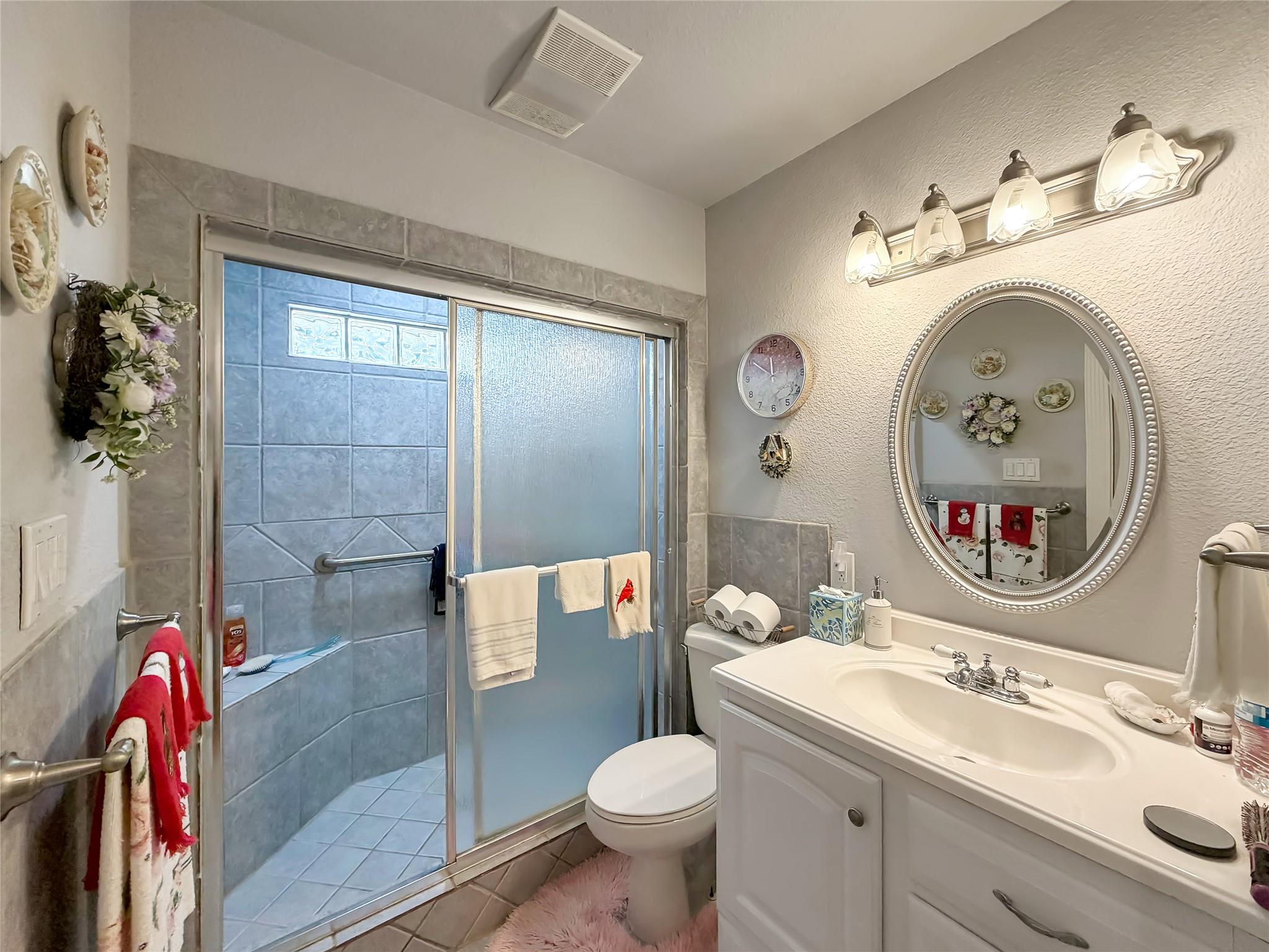 Image 29 of 40 For 301 Canyon Edge