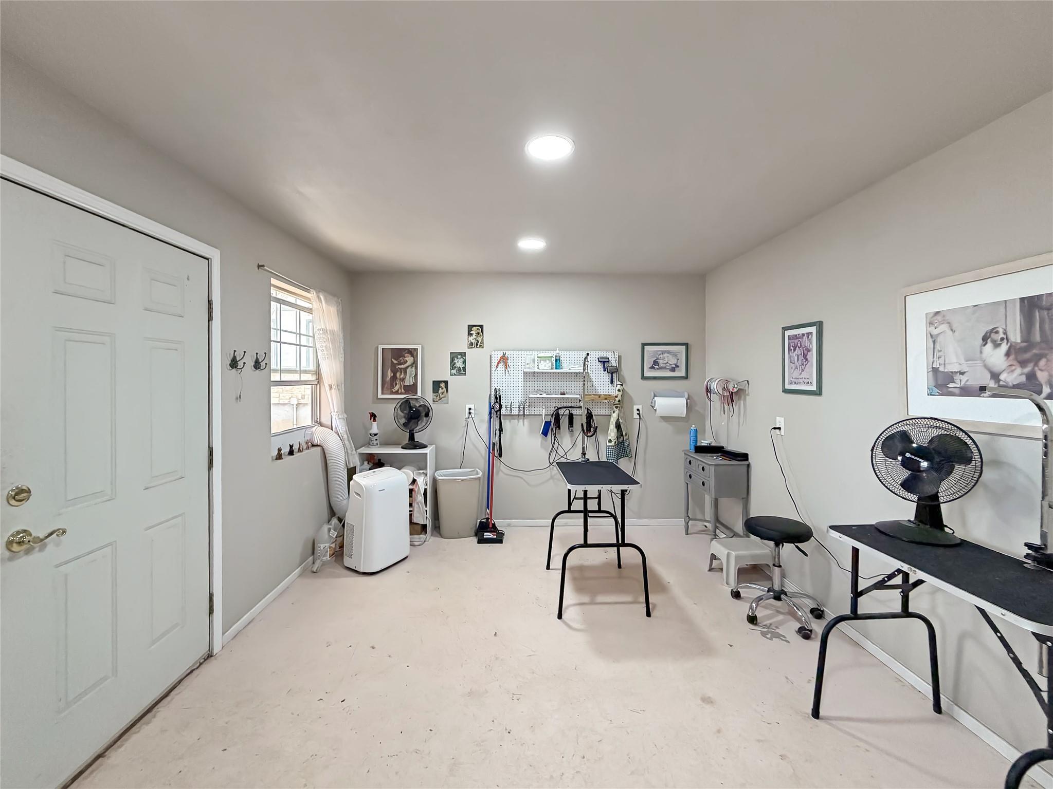 Image 32 of 40 For 301 Canyon Edge