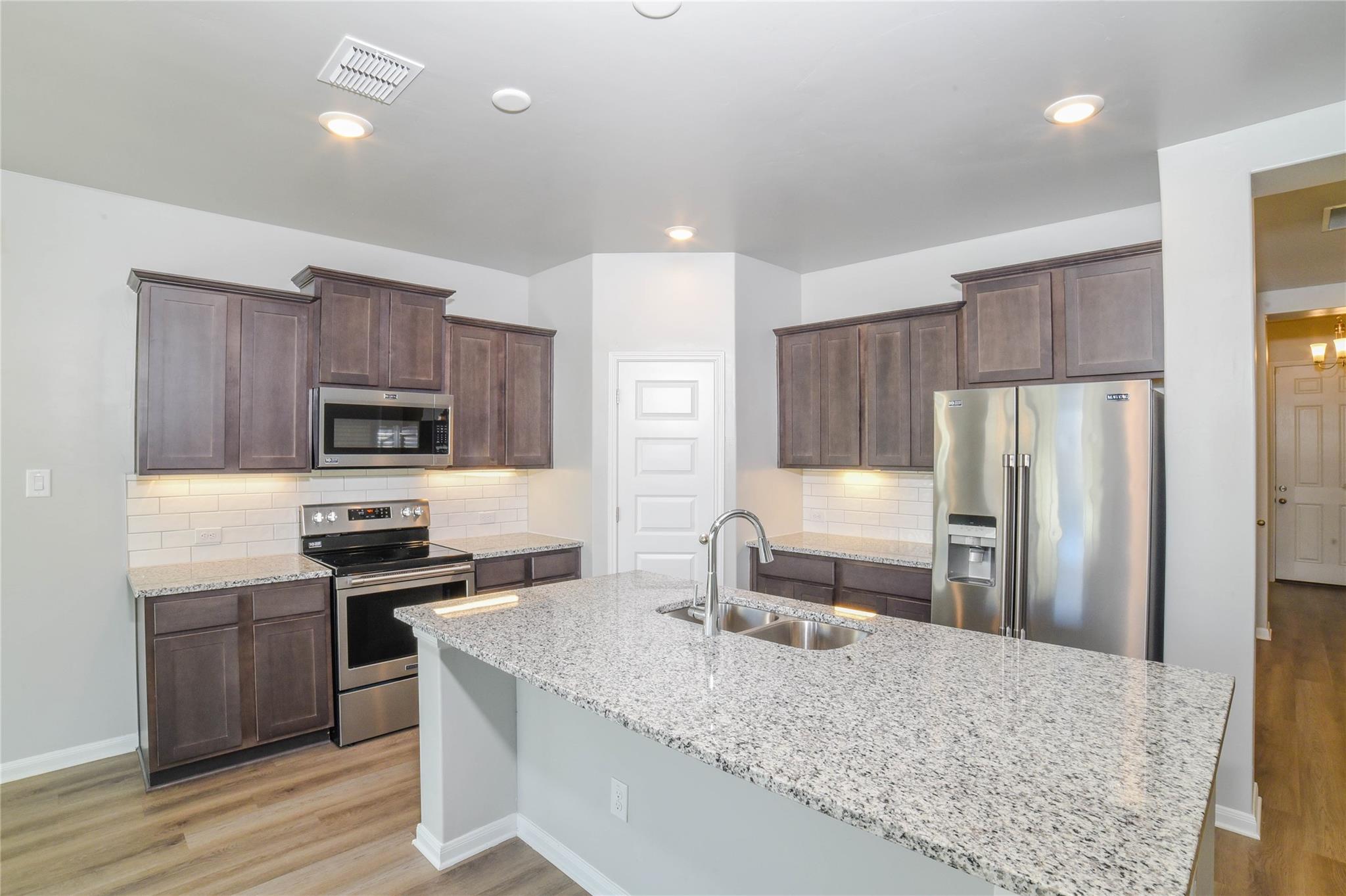 Image 10 of 32 For 3816 Donald Dr Dr