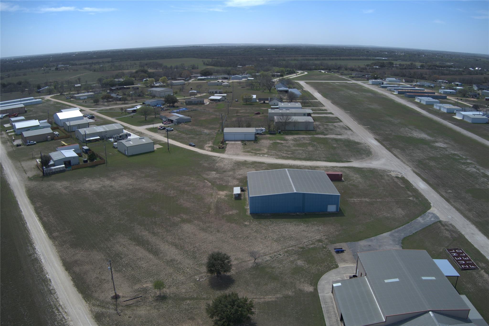 Image 8 of 10 For 305 Windsock Ln
