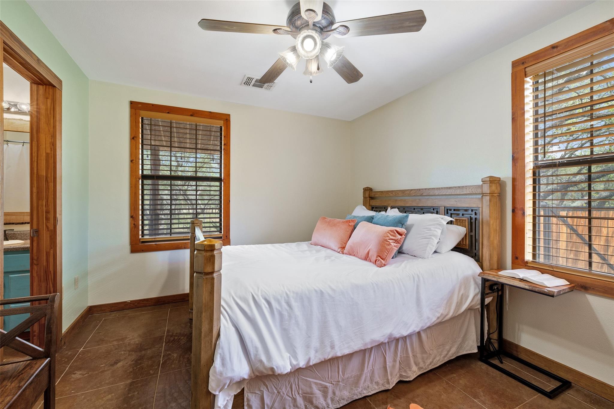 Image 15 of 34 For 2631 Us 281 Highway