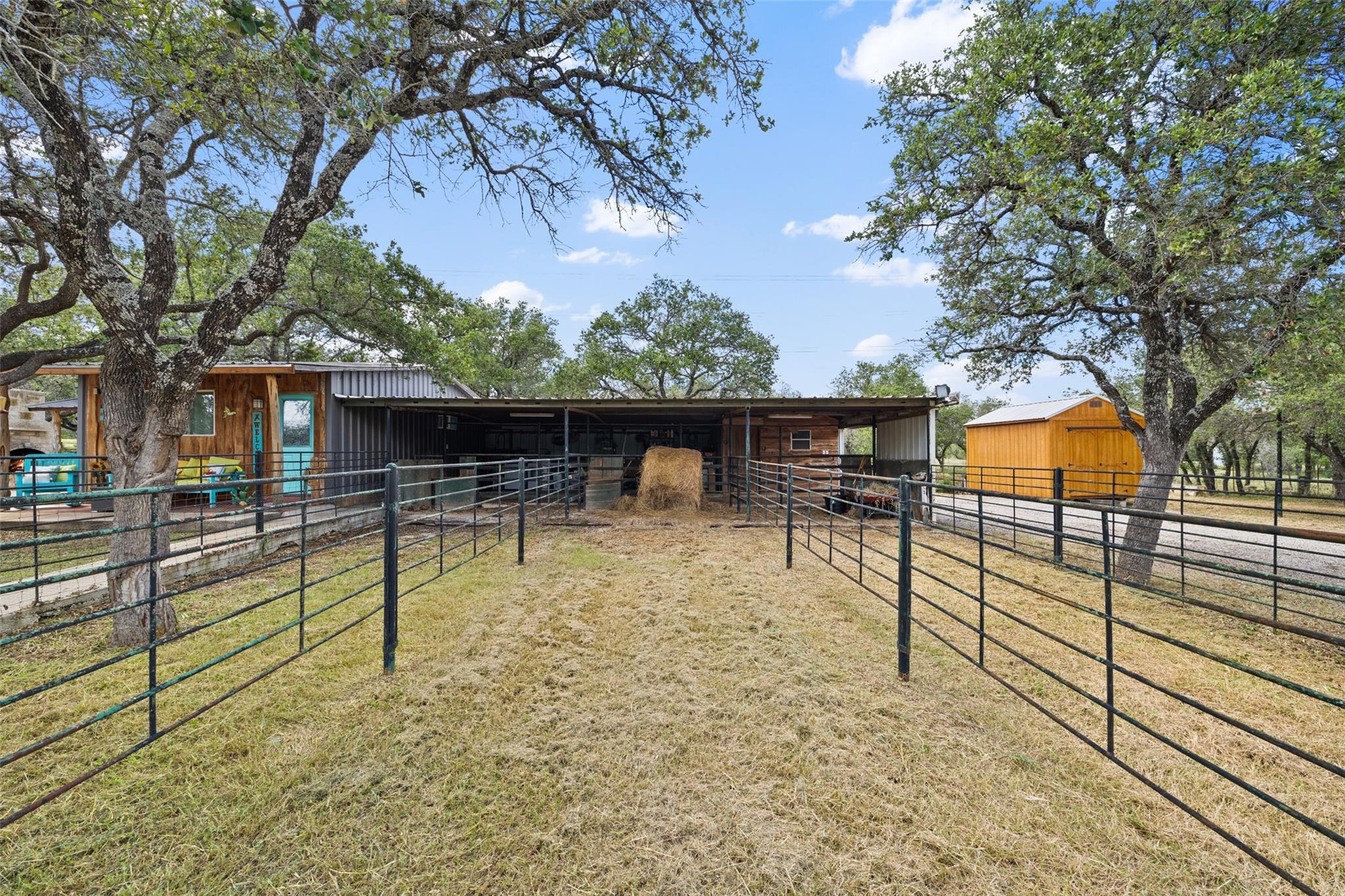 Image 28 of 34 For 2631 Us 281 Highway