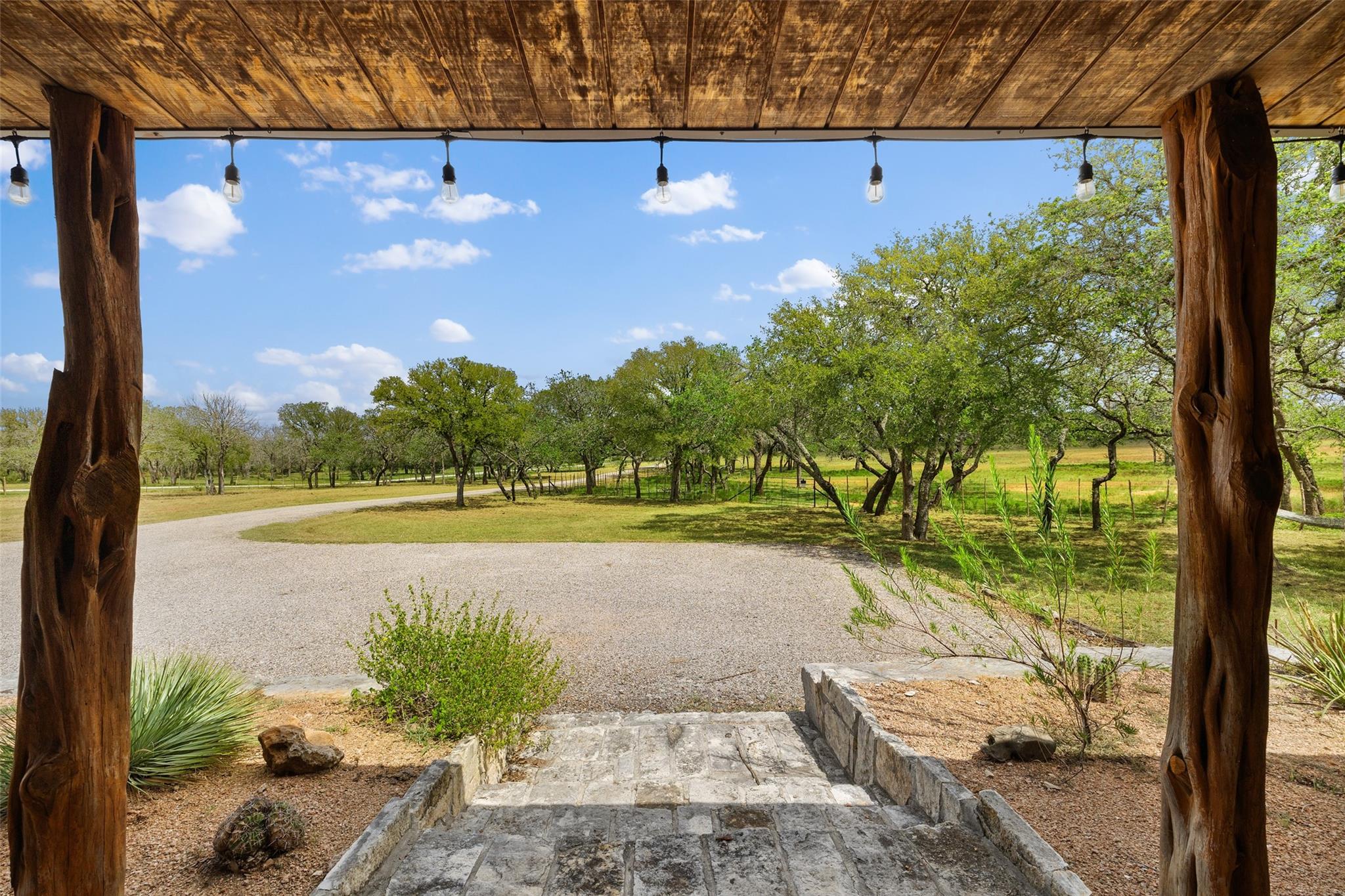 Image 7 of 34 For 2631 Us 281 Highway