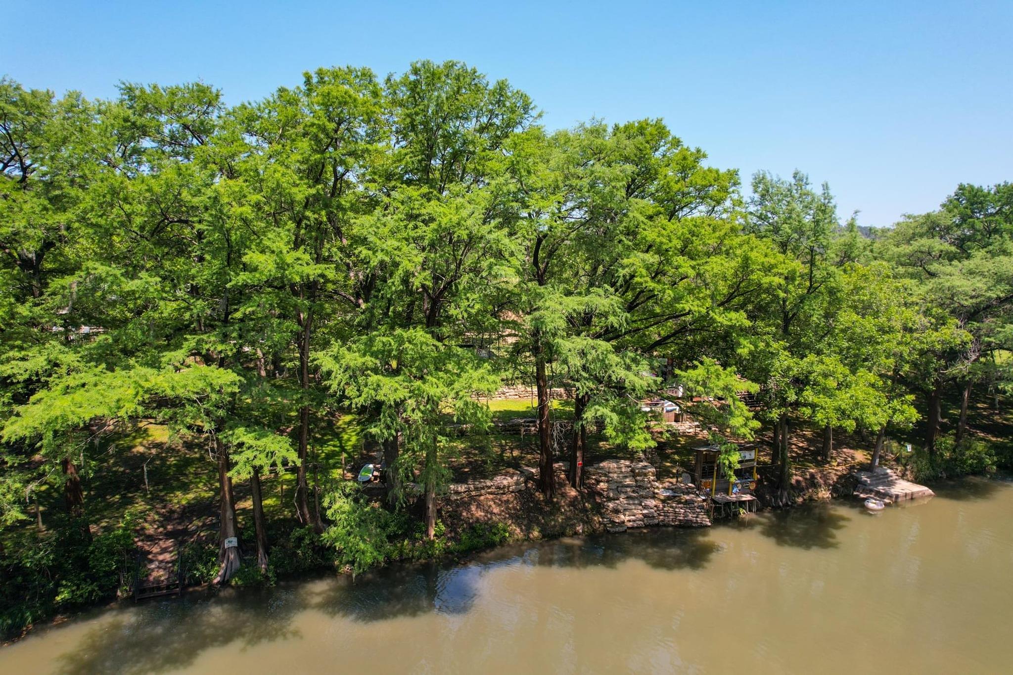 Image 14 of 40 For 8560 River Rd Rd