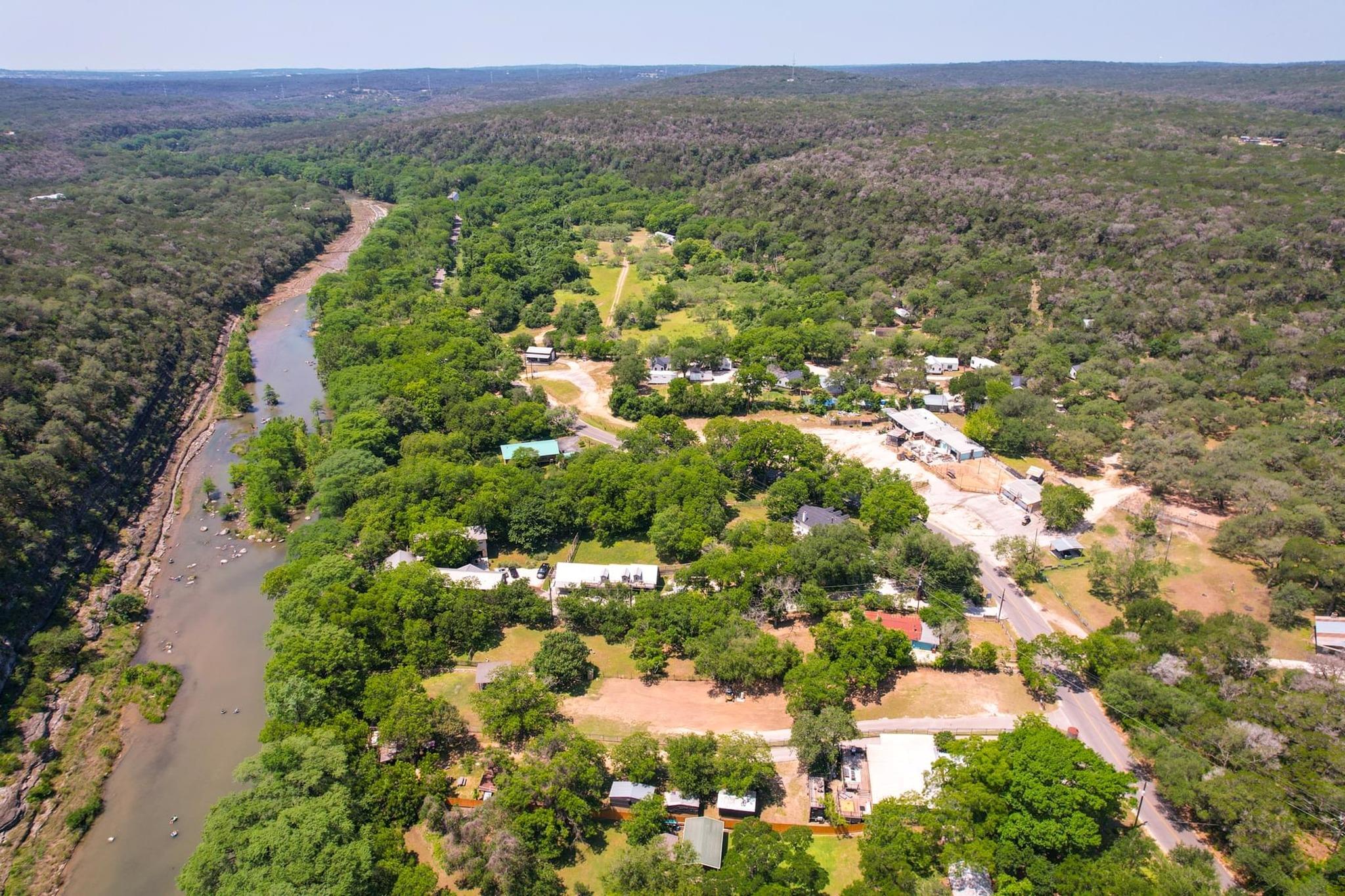 Image 22 of 40 For 8560 River Rd Rd