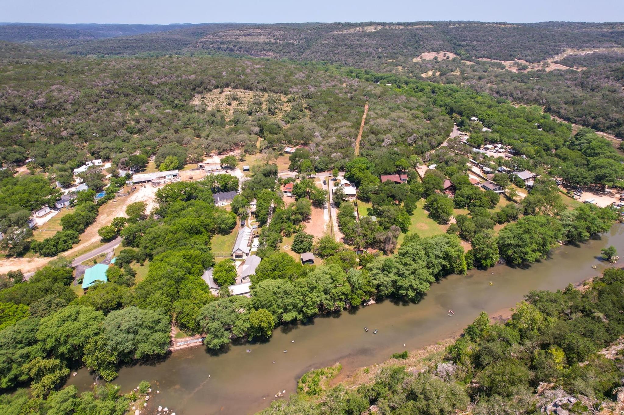 Image 24 of 40 For 8560 River Rd Rd