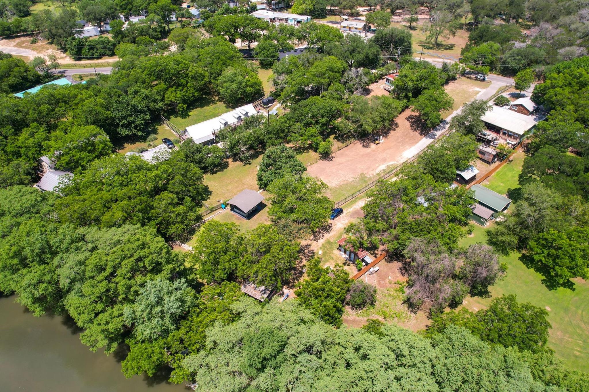 Image 29 of 40 For 8560 River Rd Rd