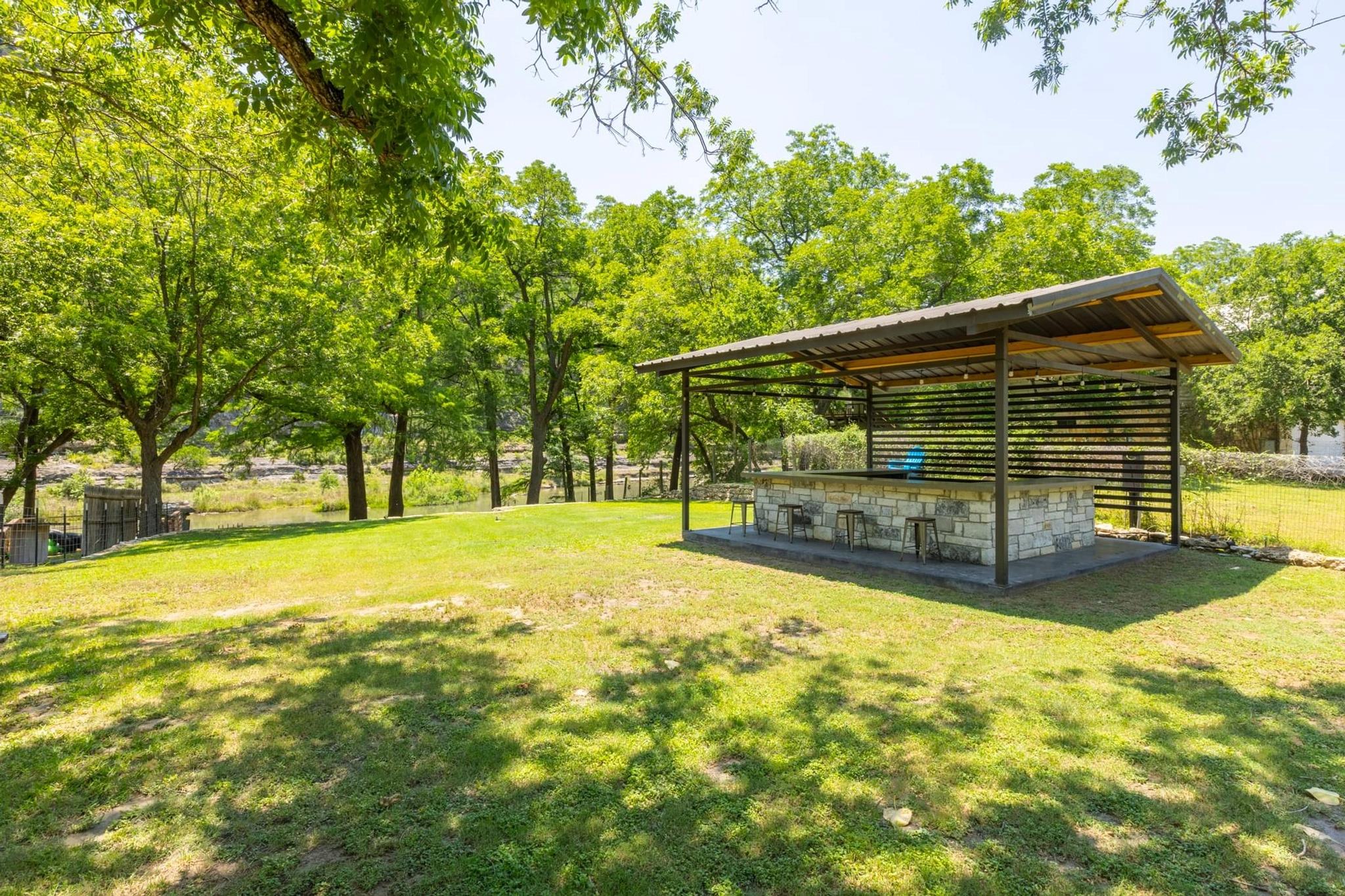 Image 7 of 40 For 8560 River Rd Rd