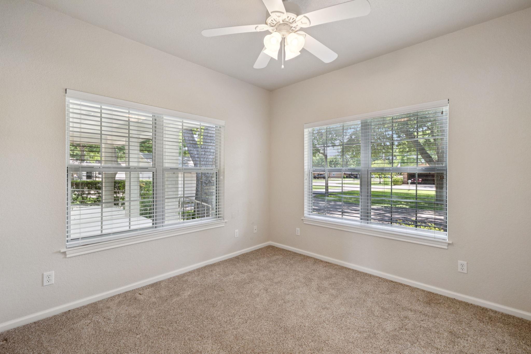 Image 18 of 34 For 1113 Zipp Rd
