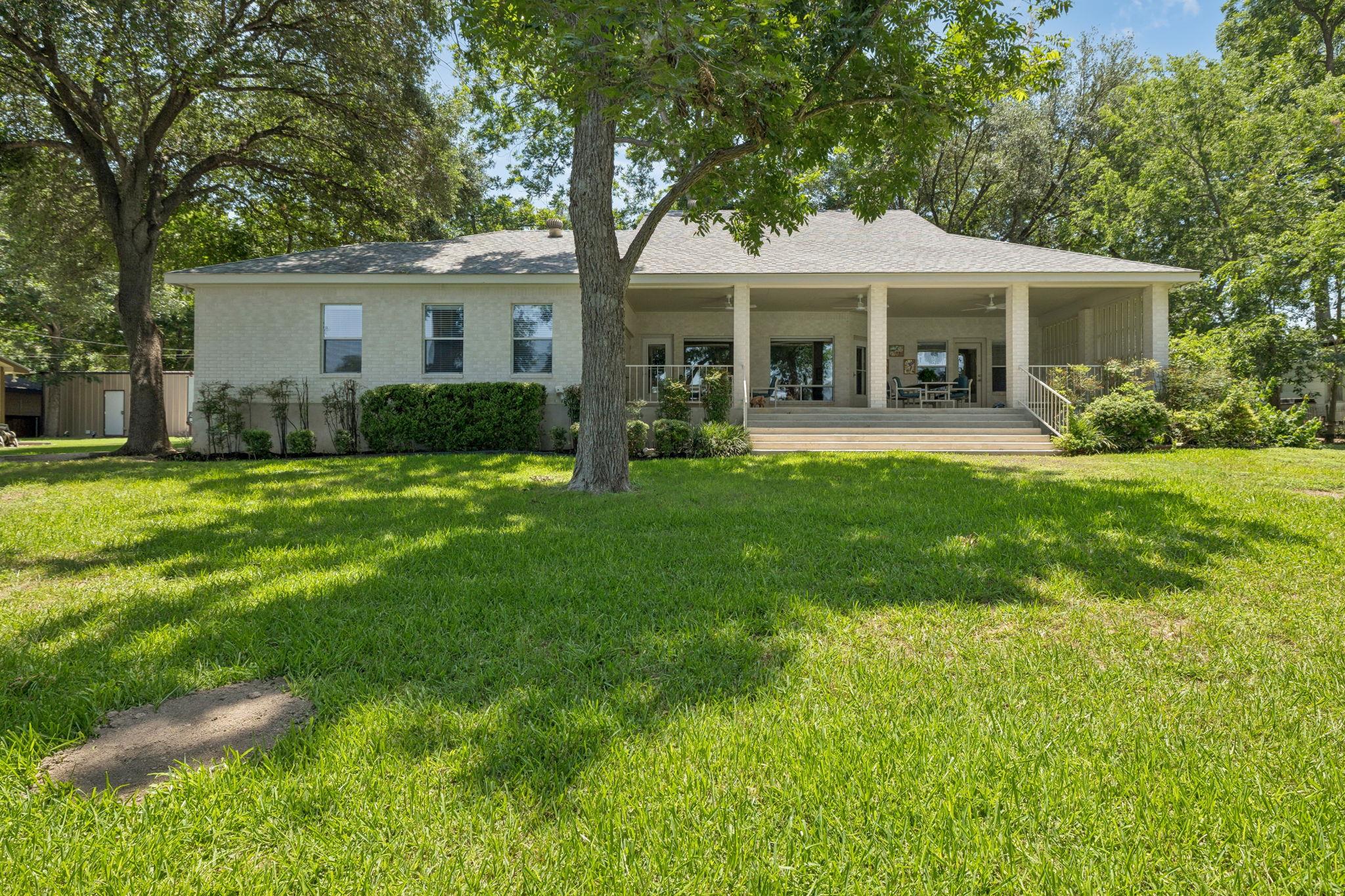 Image 26 of 34 For 1113 Zipp Rd
