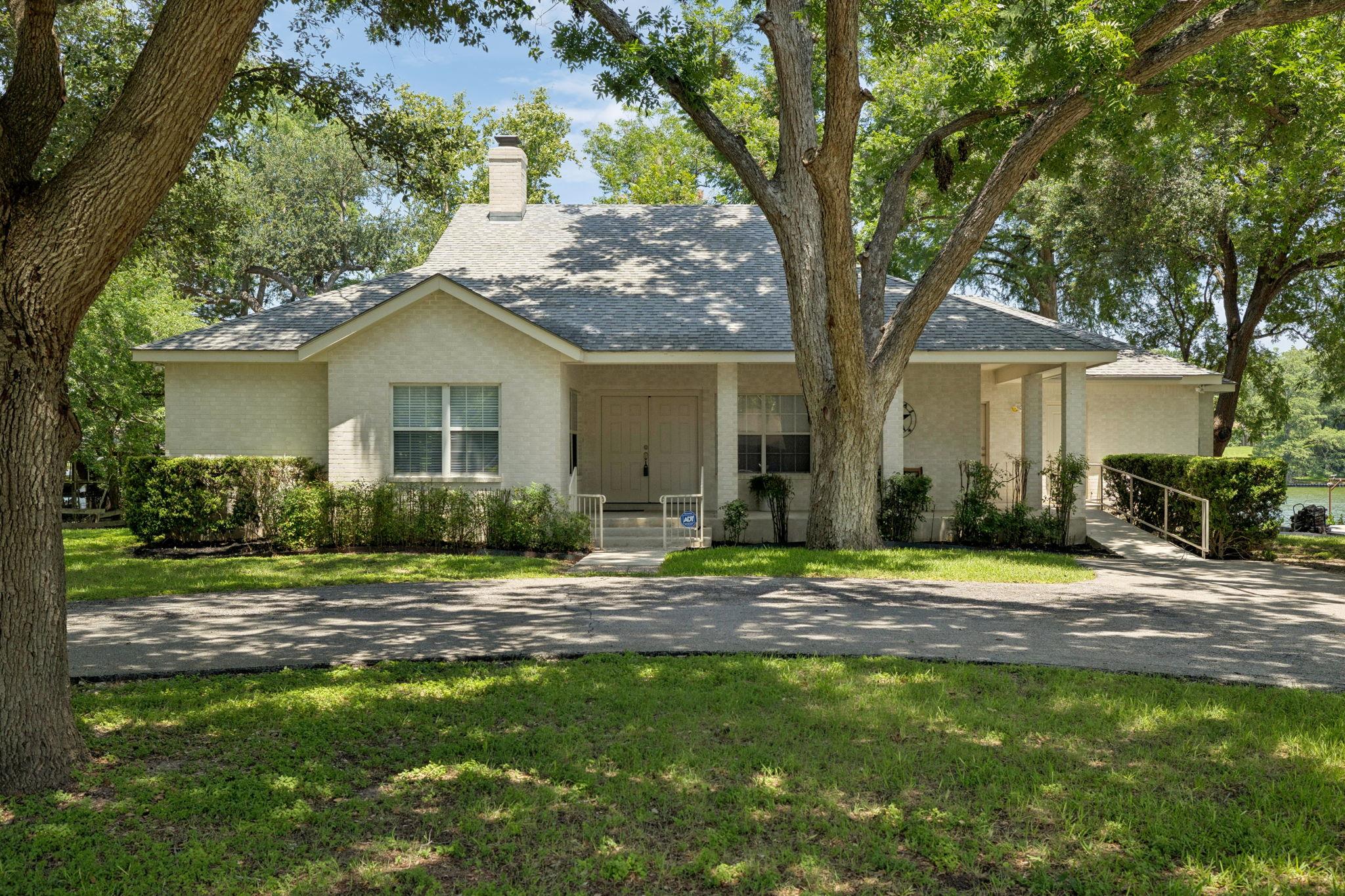 Image 7 of 34 For 1113 Zipp Rd