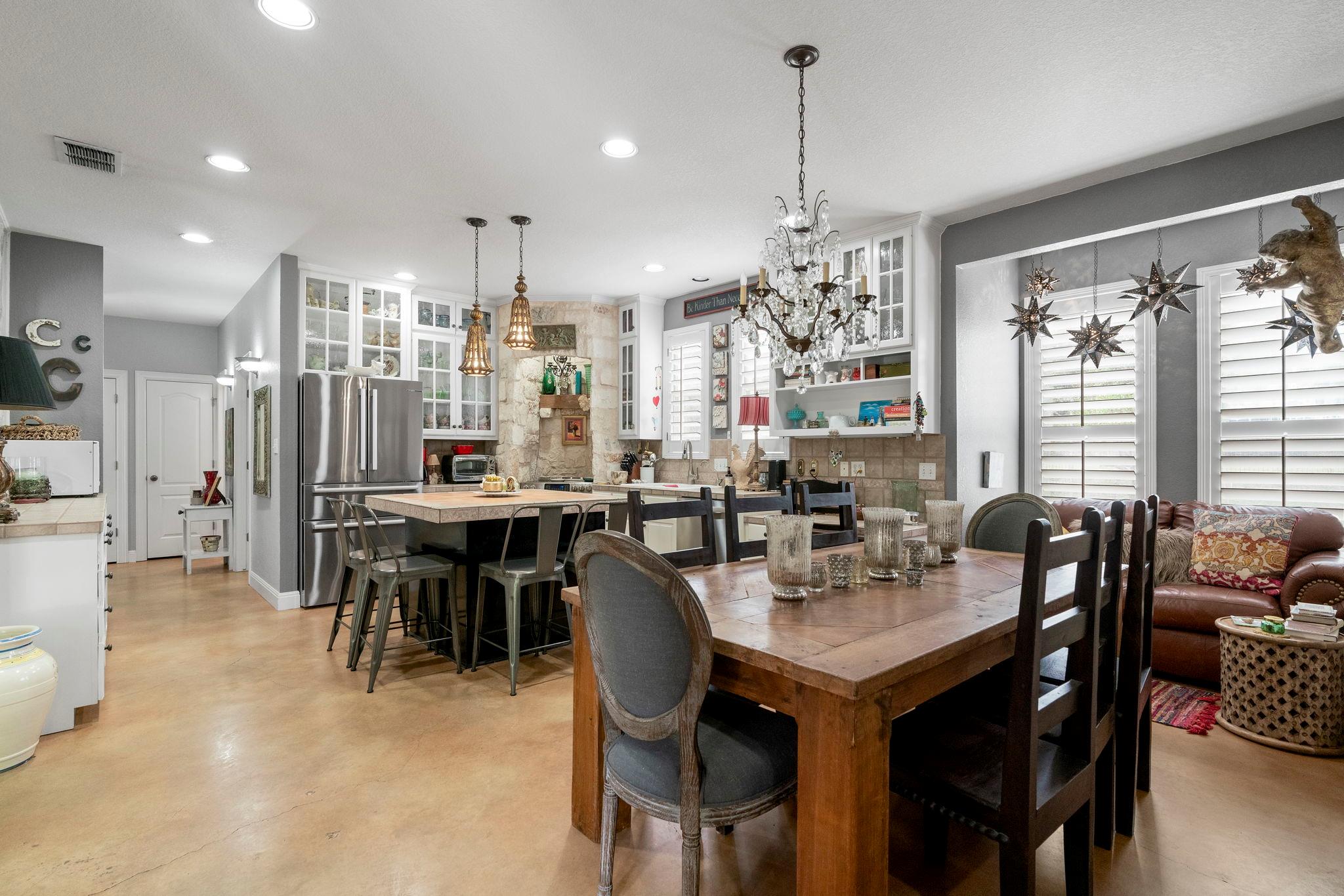 Image 15 of 40 For 10921 Long Branch Dr