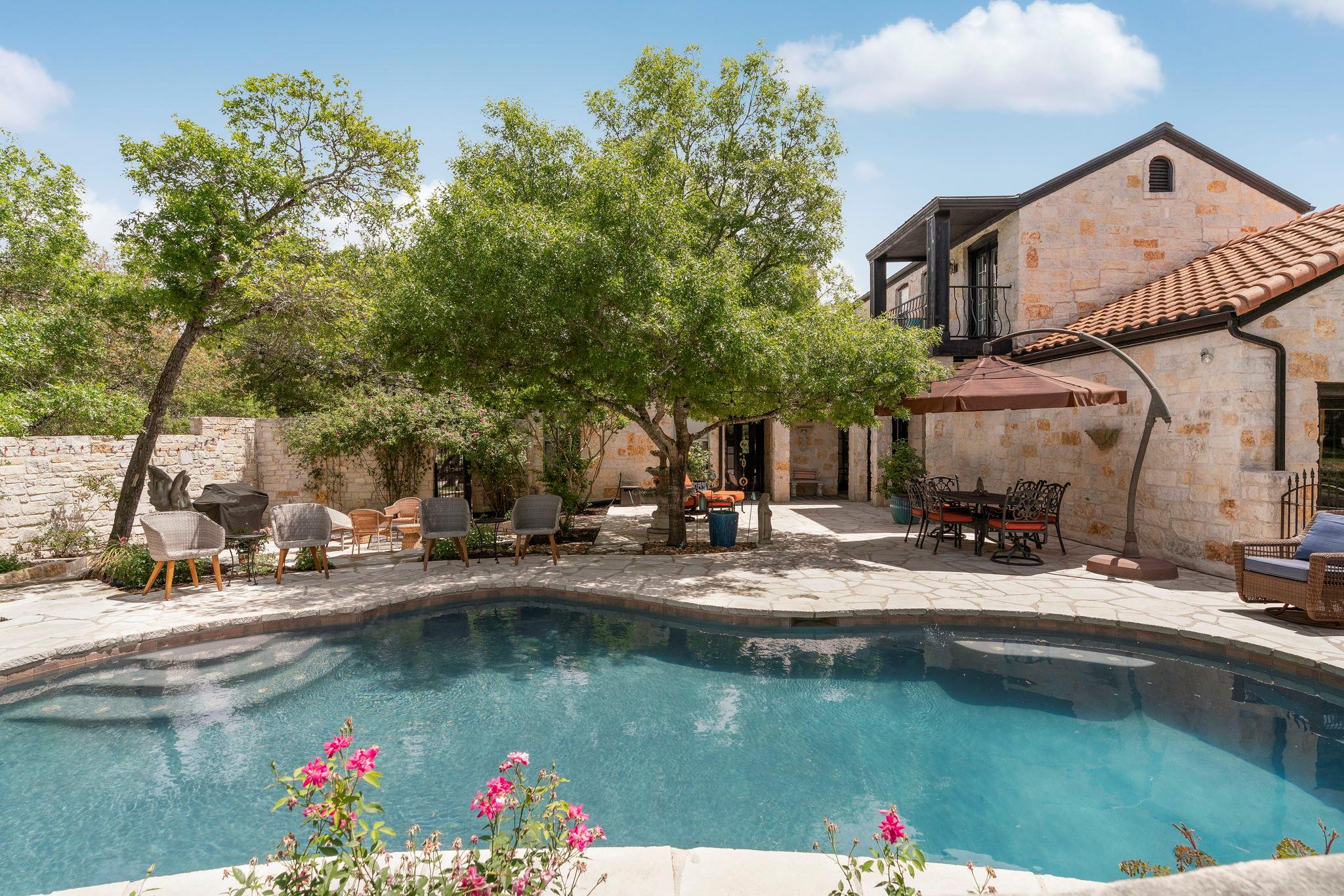 Image 2 of 40 For 10921 Long Branch Dr