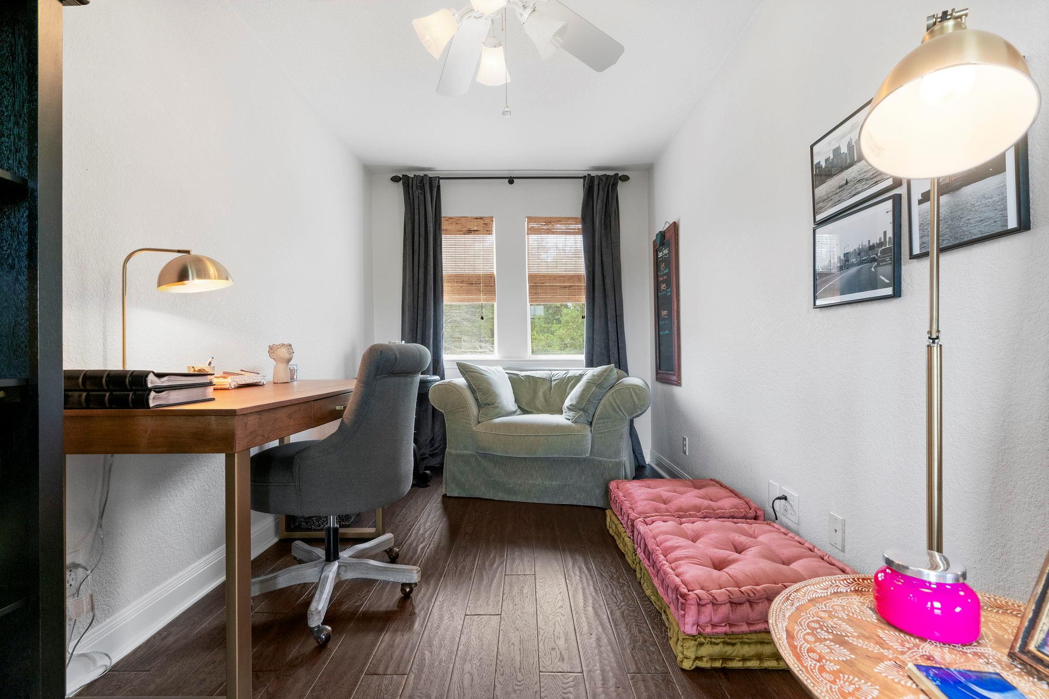 Image 30 of 40 For 10921 Long Branch Dr