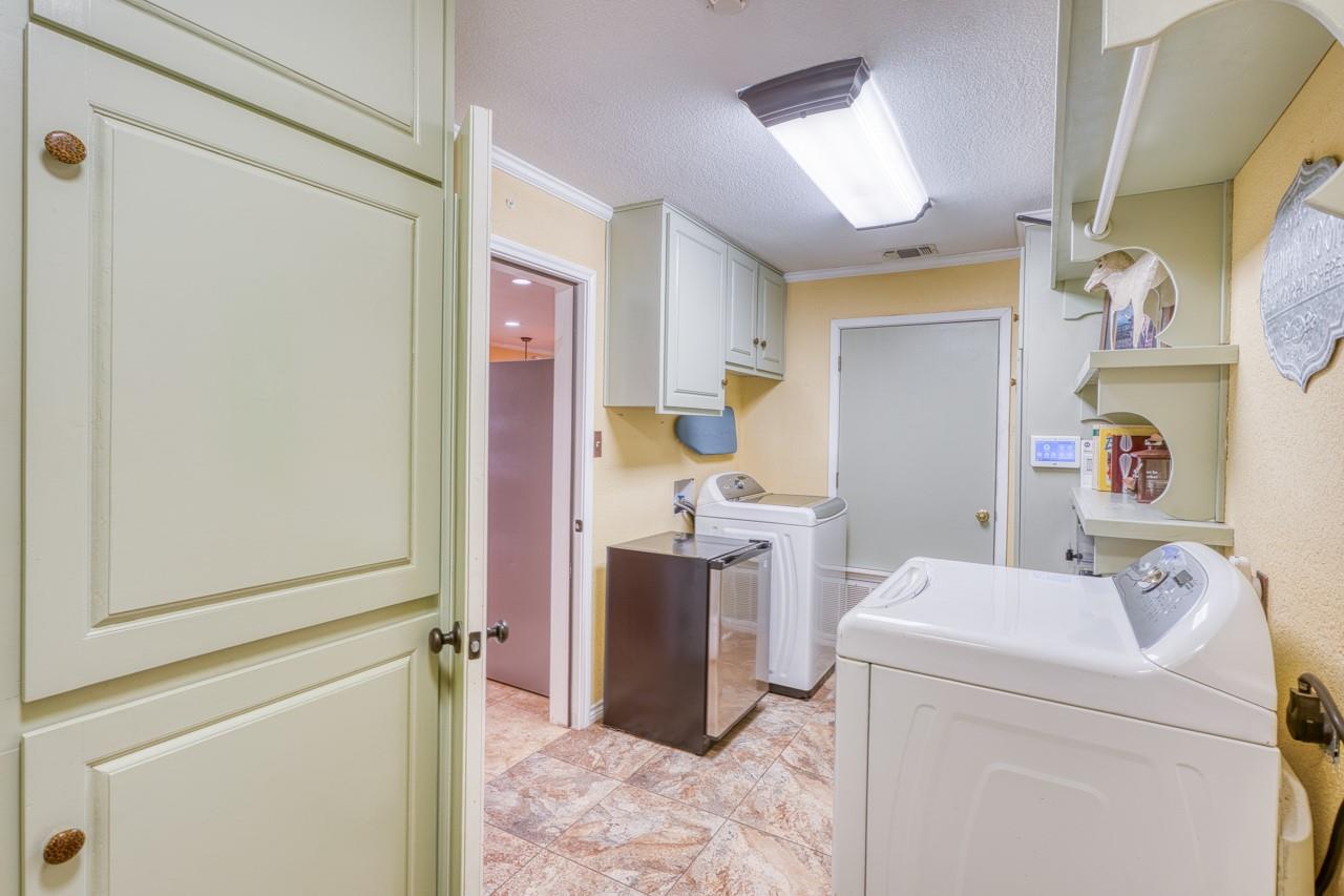 Image 26 of 30 For 1809 Aztec Trl