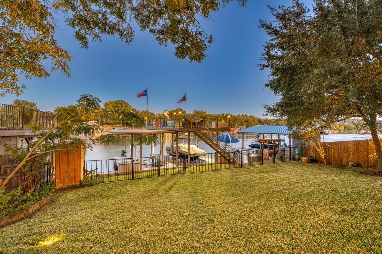 Image 4 of 30 For 1809 Aztec Trl