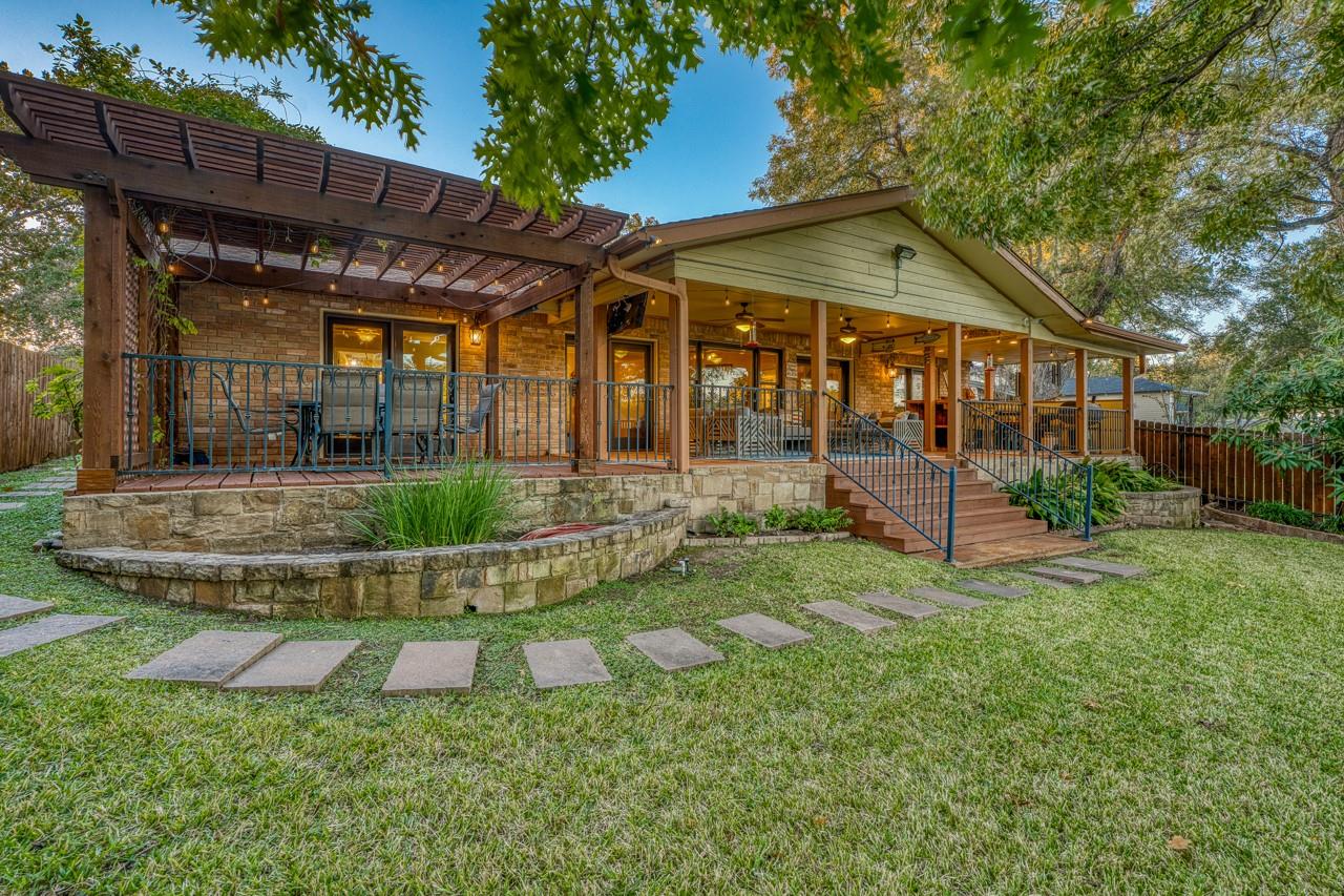 Image 8 of 30 For 1809 Aztec Trl