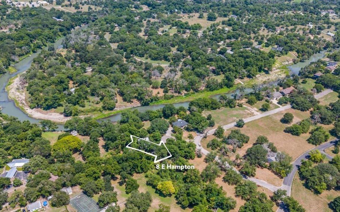 Image 7 of 7 For 8 Hampton Dr