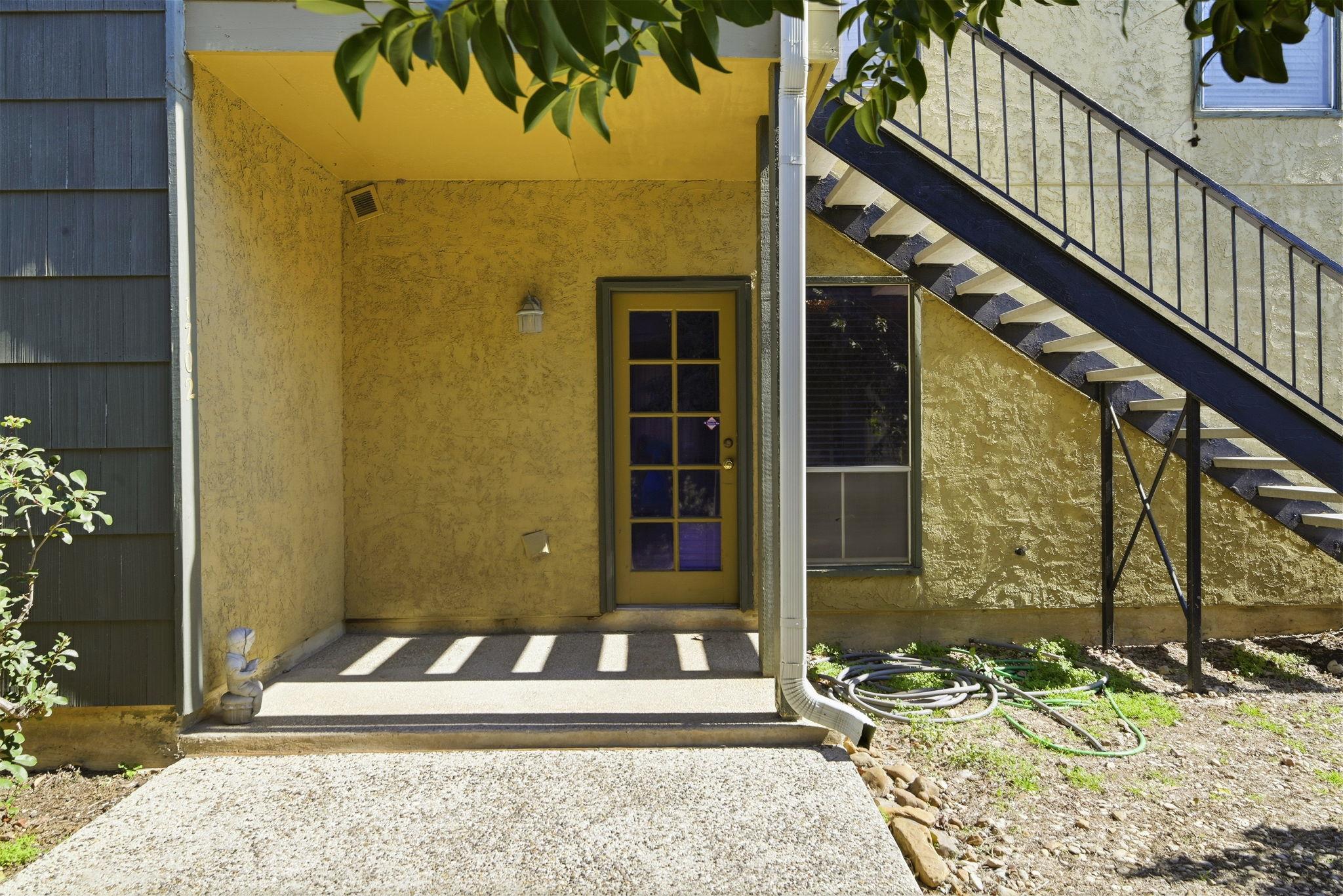 Image 3 of 18 For 3678 Hidden Dr 1702