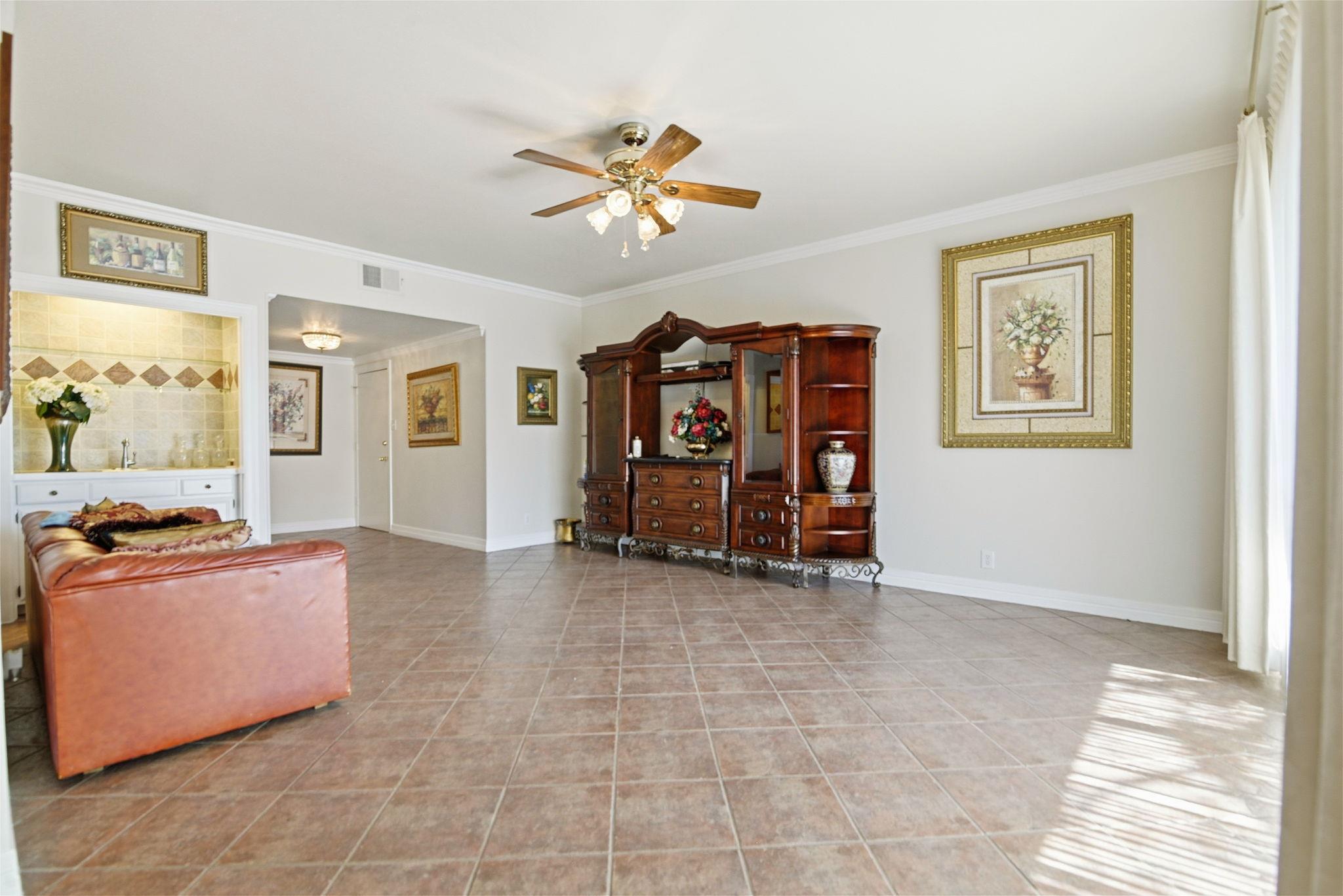 Image 5 of 18 For 3678 Hidden Dr 1702