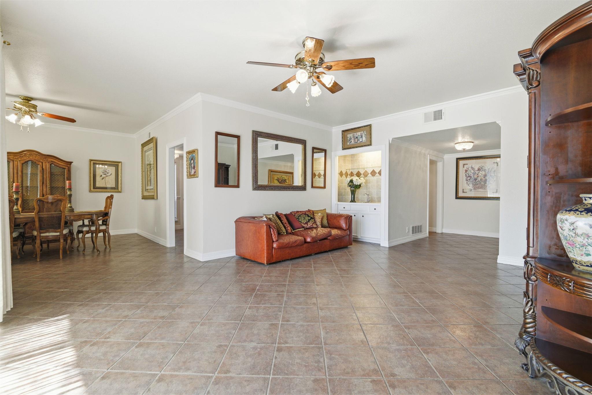 Image 7 of 18 For 3678 Hidden Dr 1702