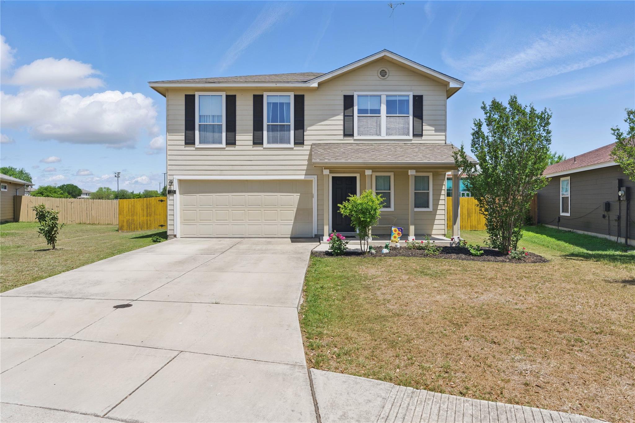 Details for 2221 Stoneleigh Dr, New Braunfels, TX 78130