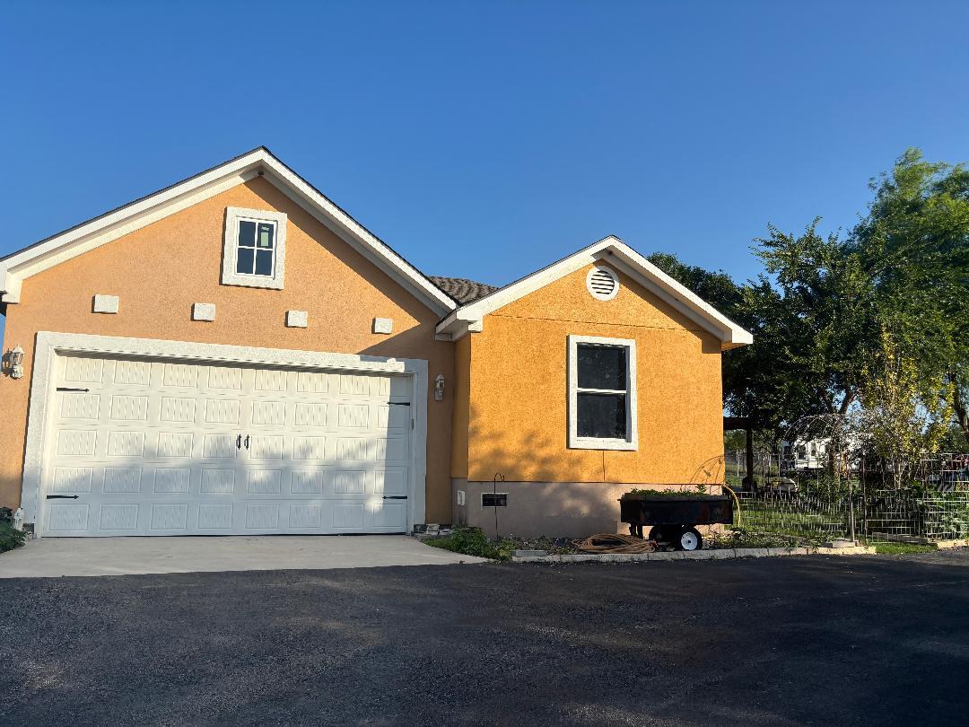 Details for 159 Kathy Dr, Lockhart, TX 78644