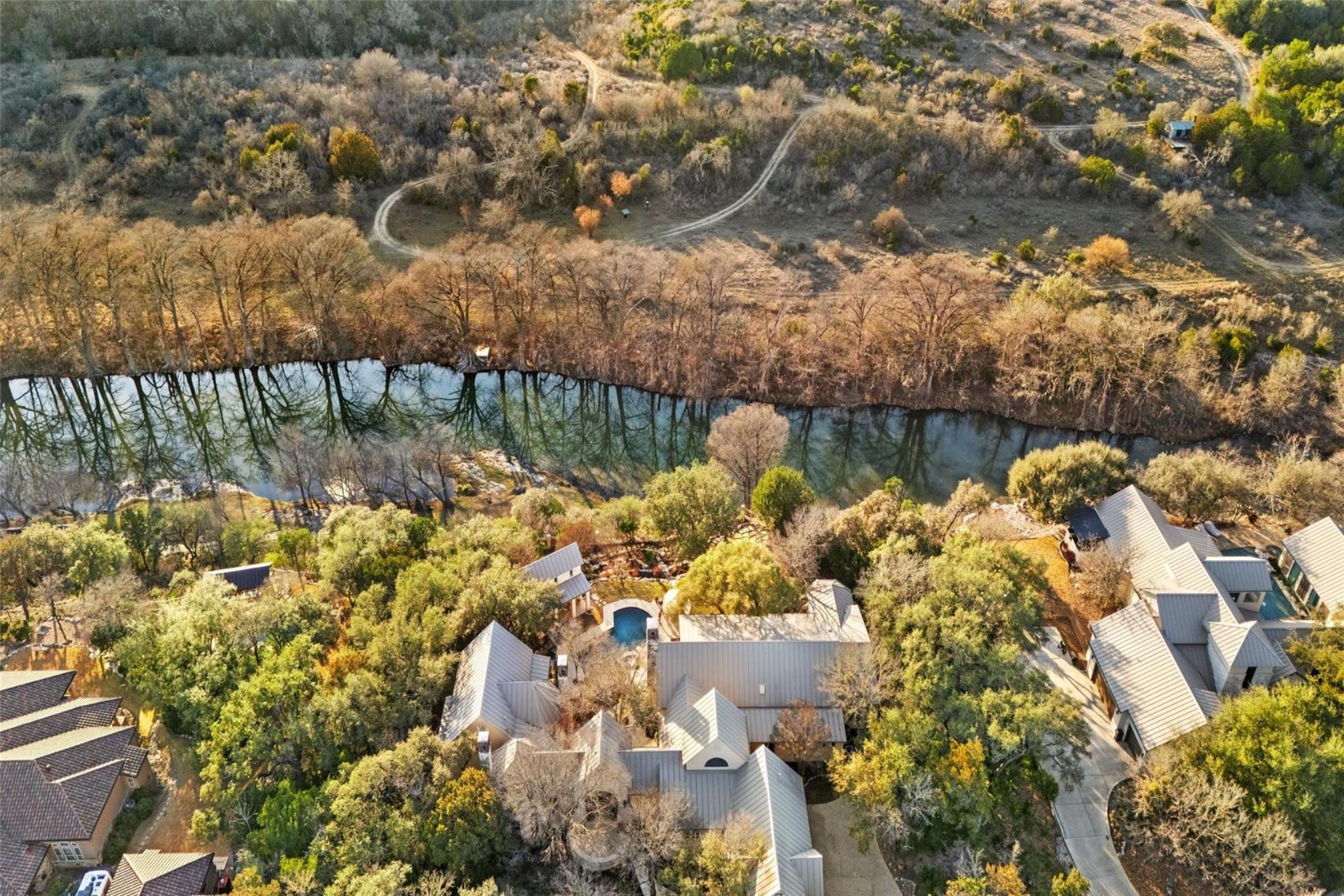 Details for 954 Riverforest Dr, New Braunfels, TX 78132